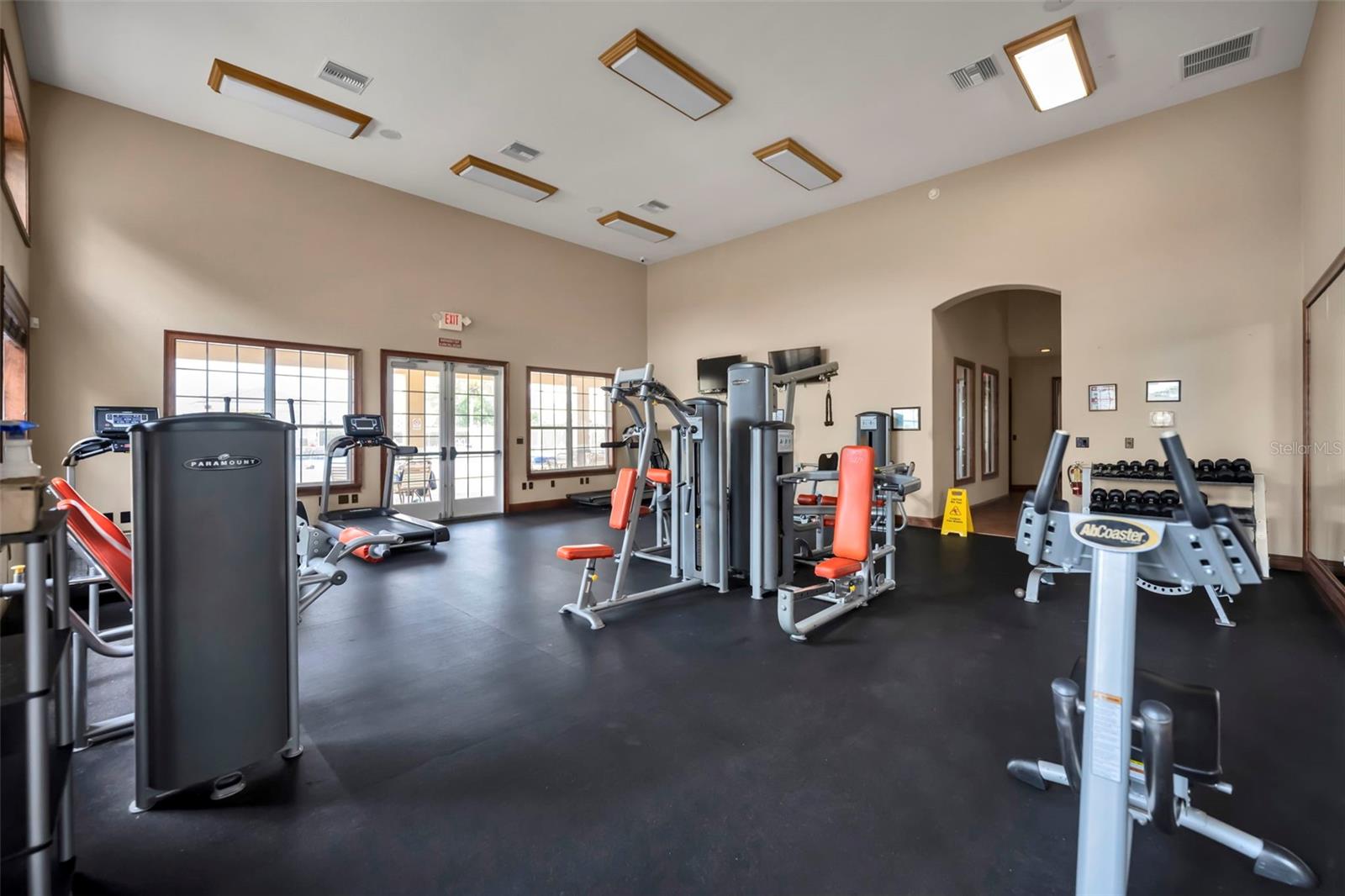 4946 NE 124TH RD, OXFORD, FL, 34484