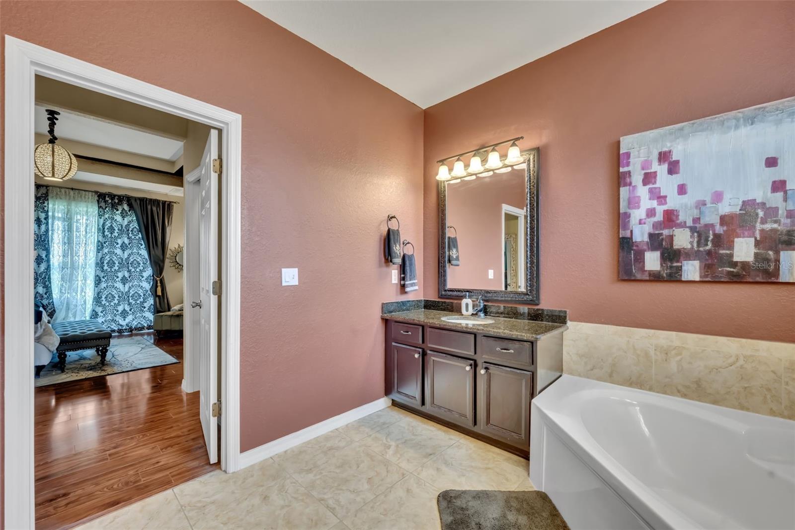 4946 NE 124TH RD, OXFORD, FL, 34484