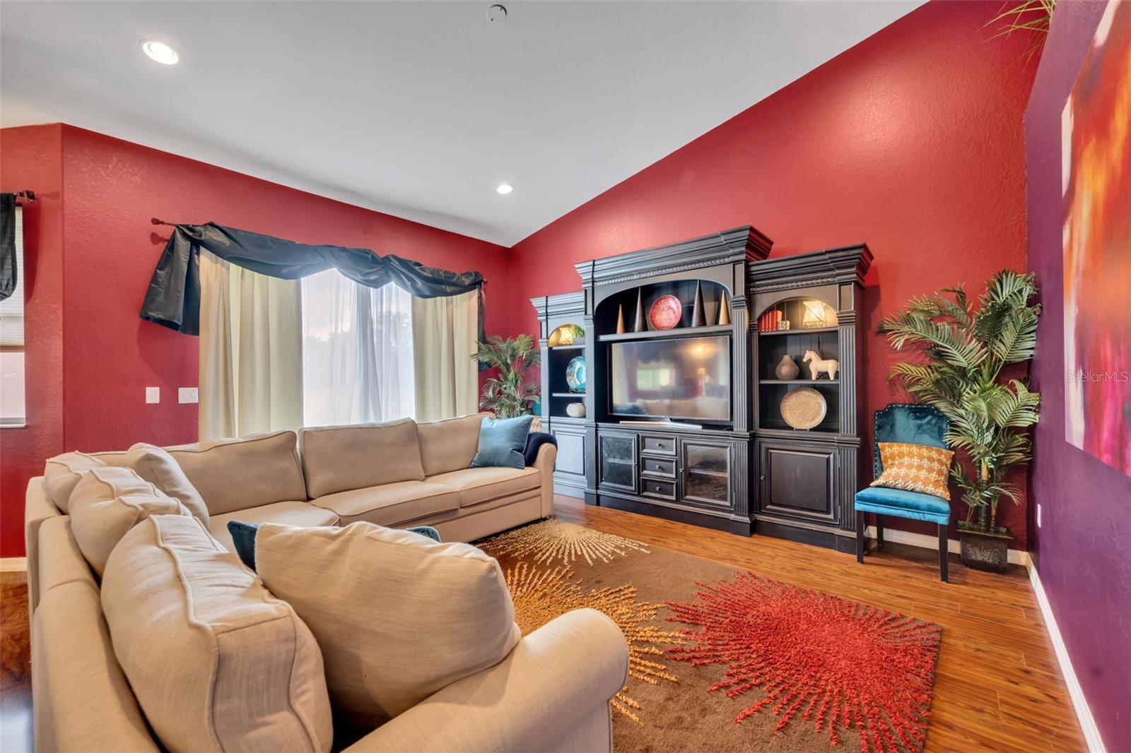 4946 NE 124TH RD, OXFORD, FL, 34484