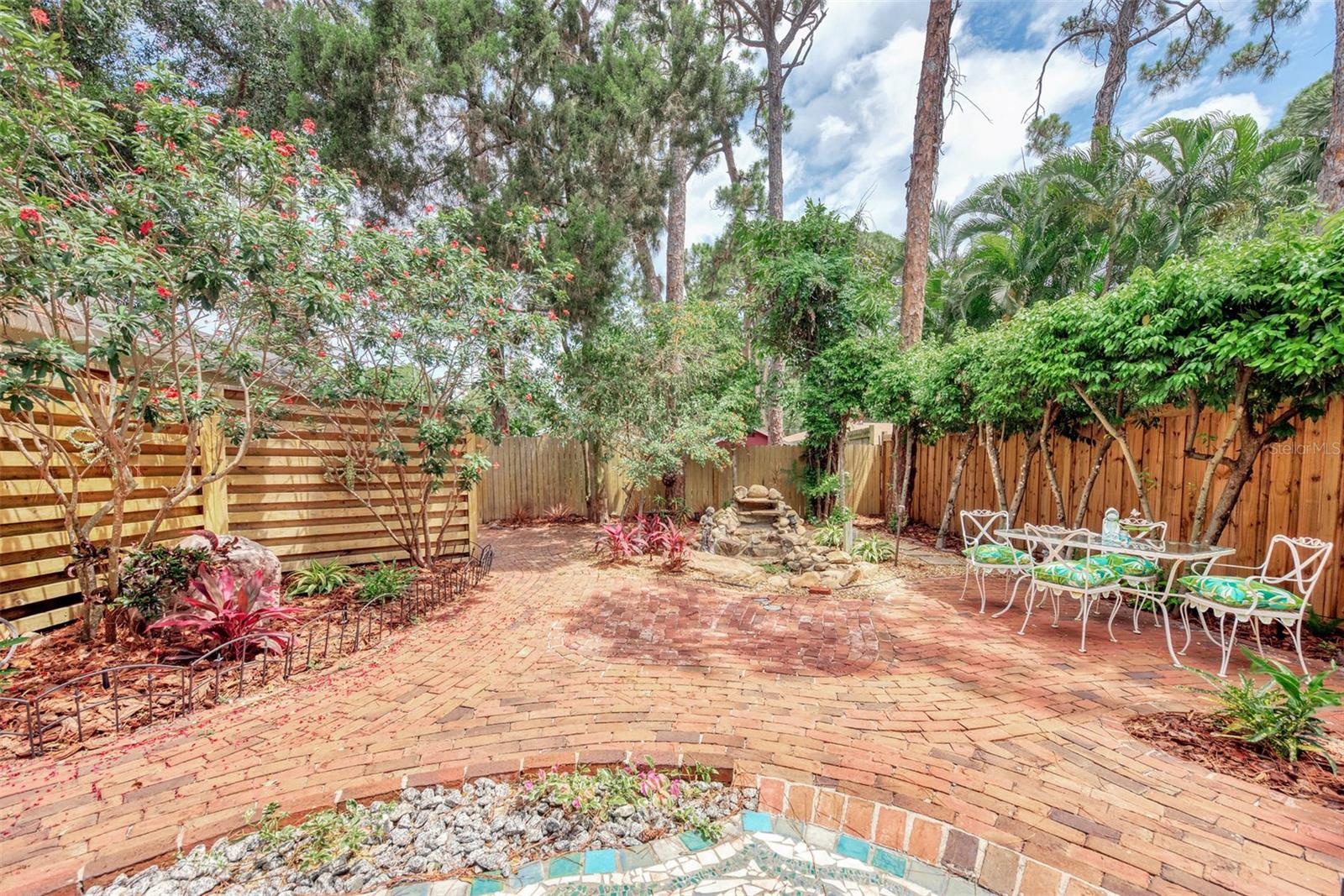 1045 40TH ST, SARASOTA, FL, 34234