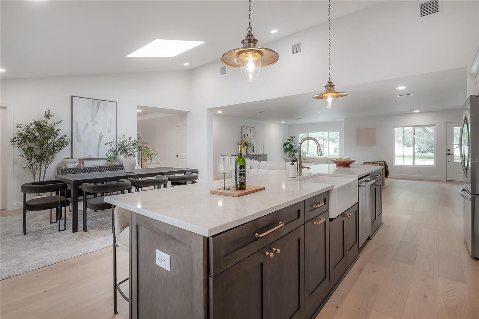 471 W DAVIS BLVD, TAMPA, FL, 33606