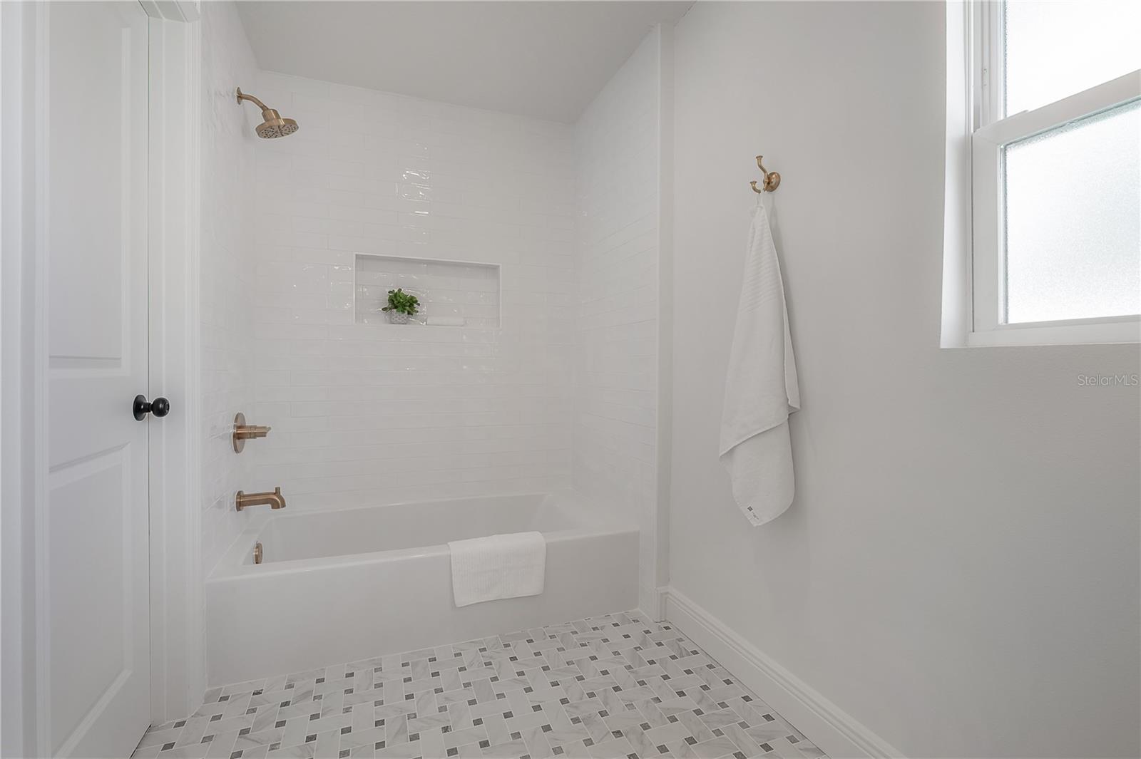 471 W DAVIS BLVD, TAMPA, FL, 33606
