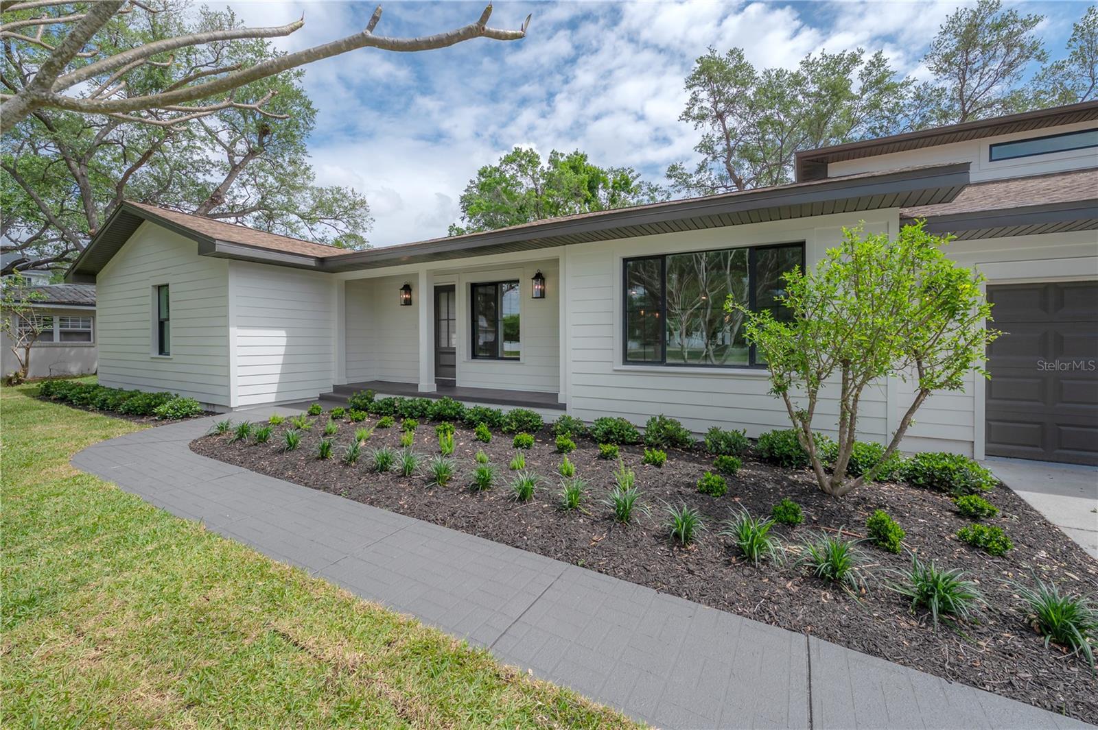 471 W DAVIS BLVD, TAMPA, FL, 33606