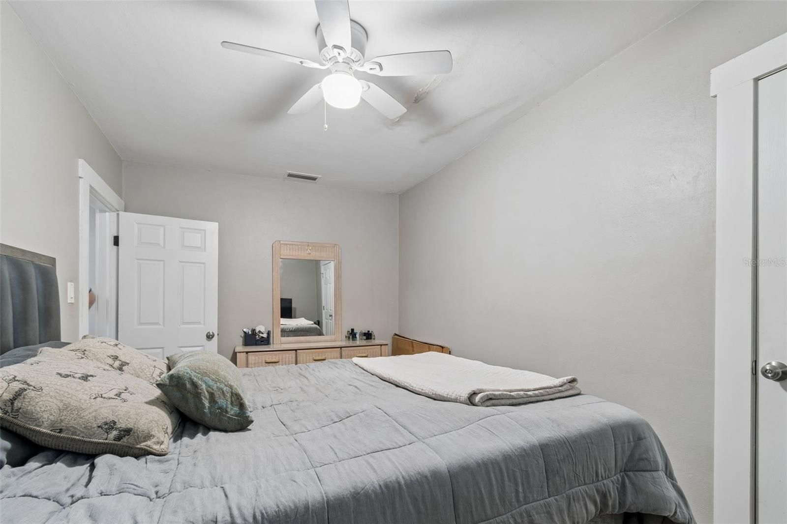 535 11TH AVE N, ST PETERSBURG, FL, 33701
