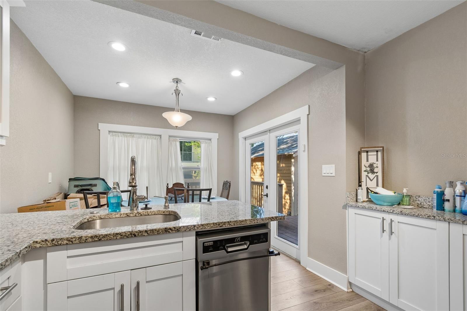 535 11TH AVE N, ST PETERSBURG, FL, 33701