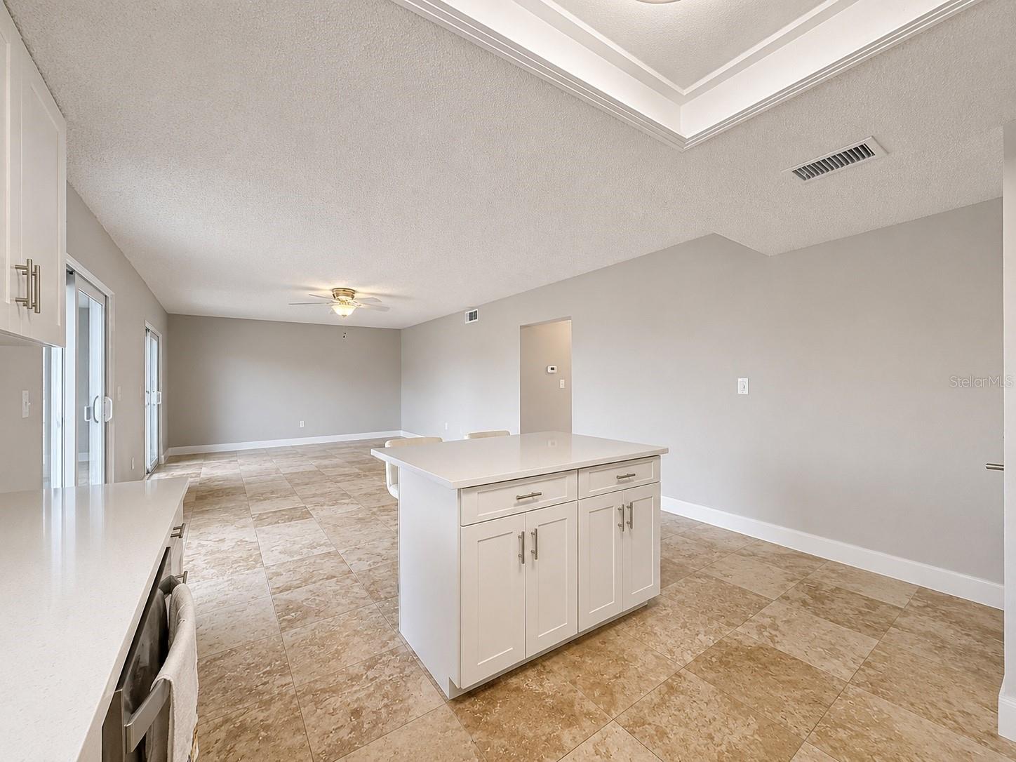 8818 BAY POINTE DR #108, TAMPA, FL, 33615