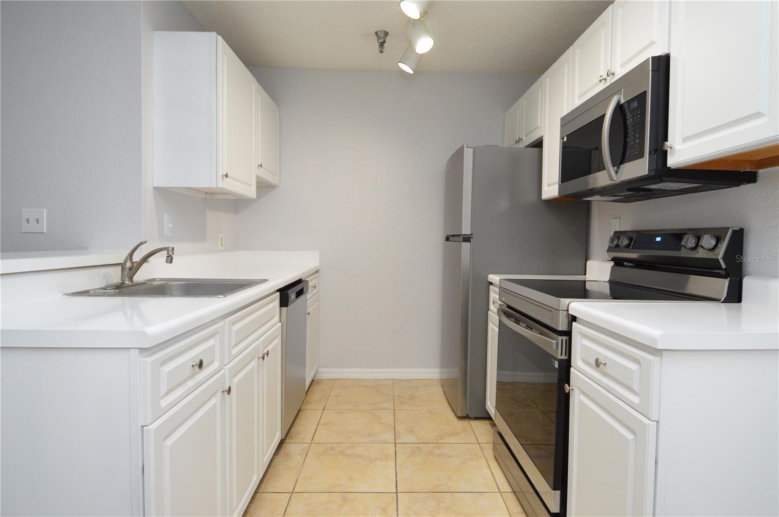 10265 GANDY BLVD N #1804, ST PETERSBURG, FL, 33702