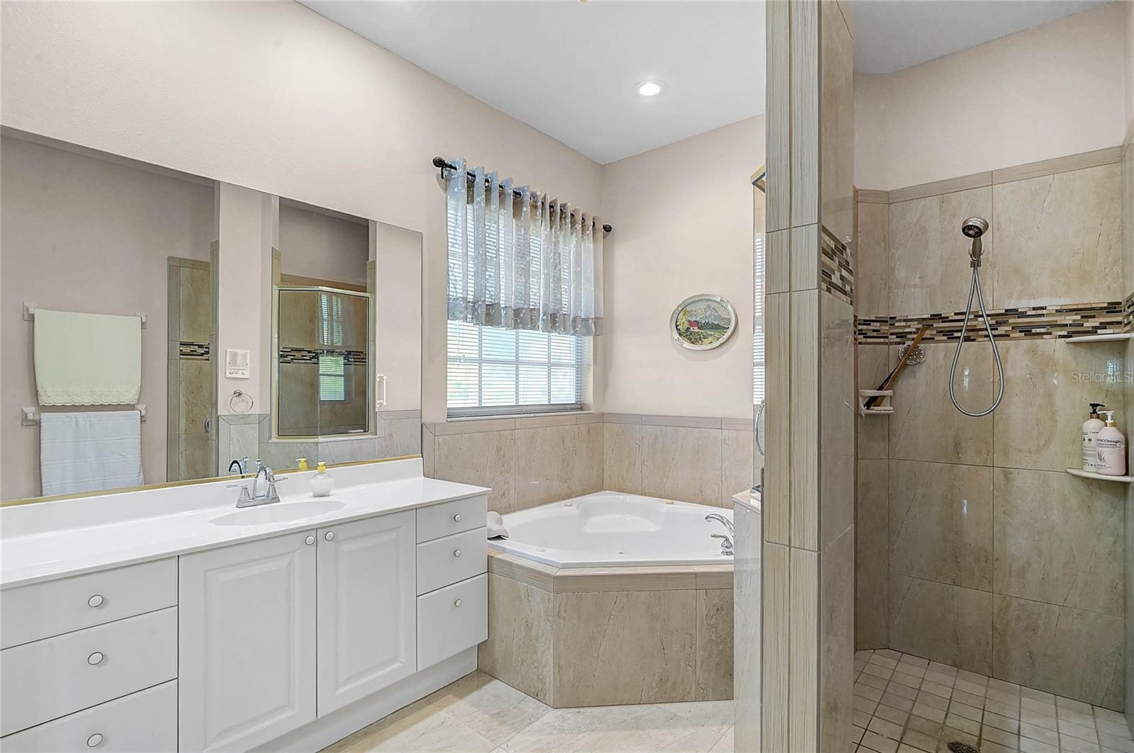 5027 BELLA TERRA DR, VENICE, FL, 34293