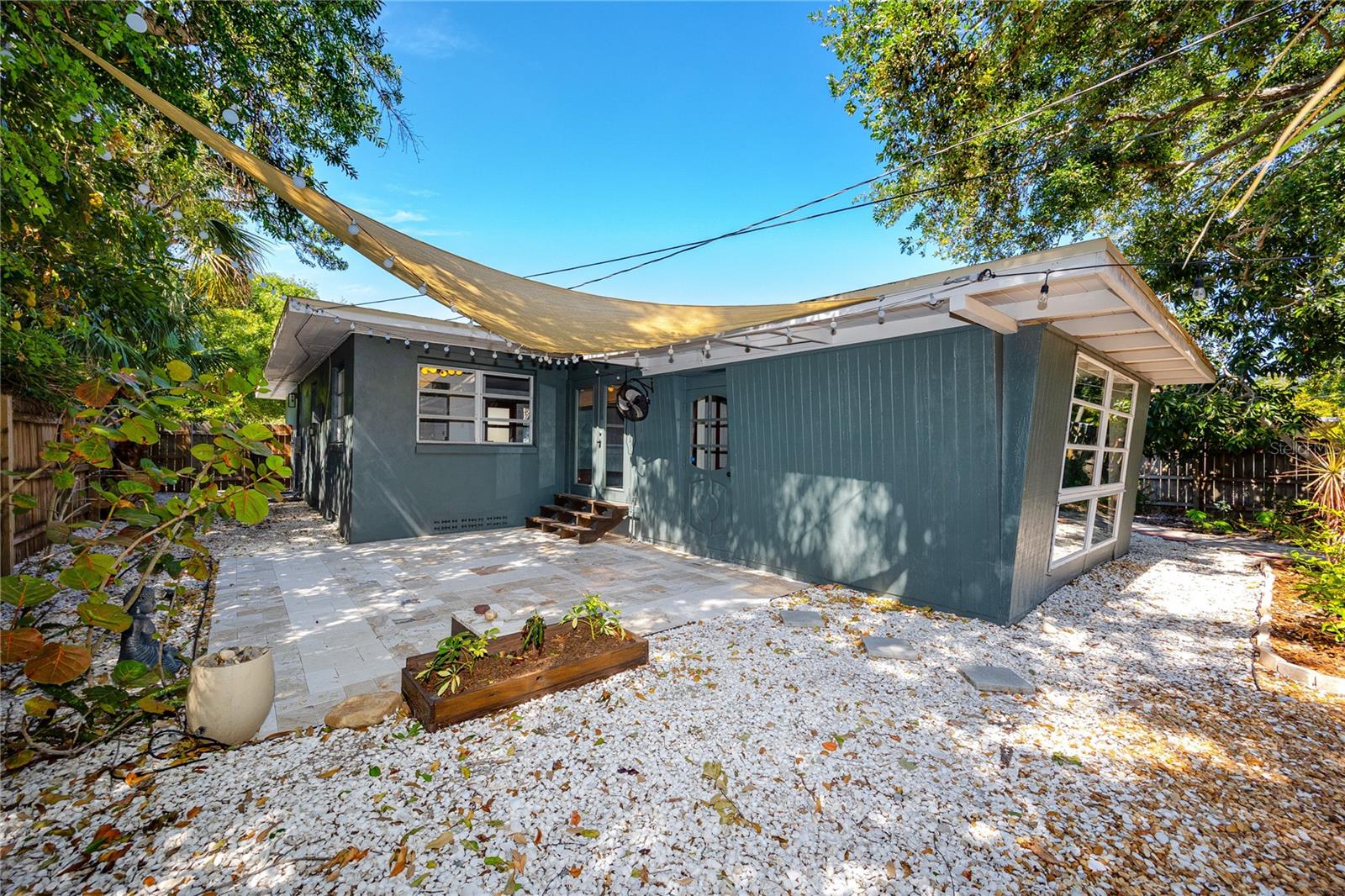 630 JASMINE WAY S, ST PETERSBURG, FL, 33705