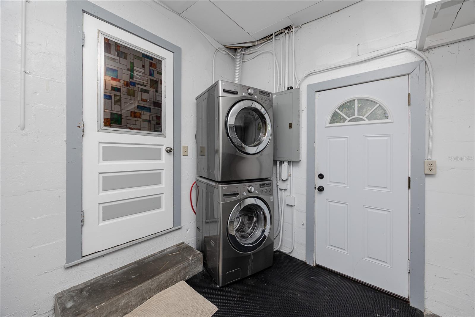 630 JASMINE WAY S, ST PETERSBURG, FL, 33705