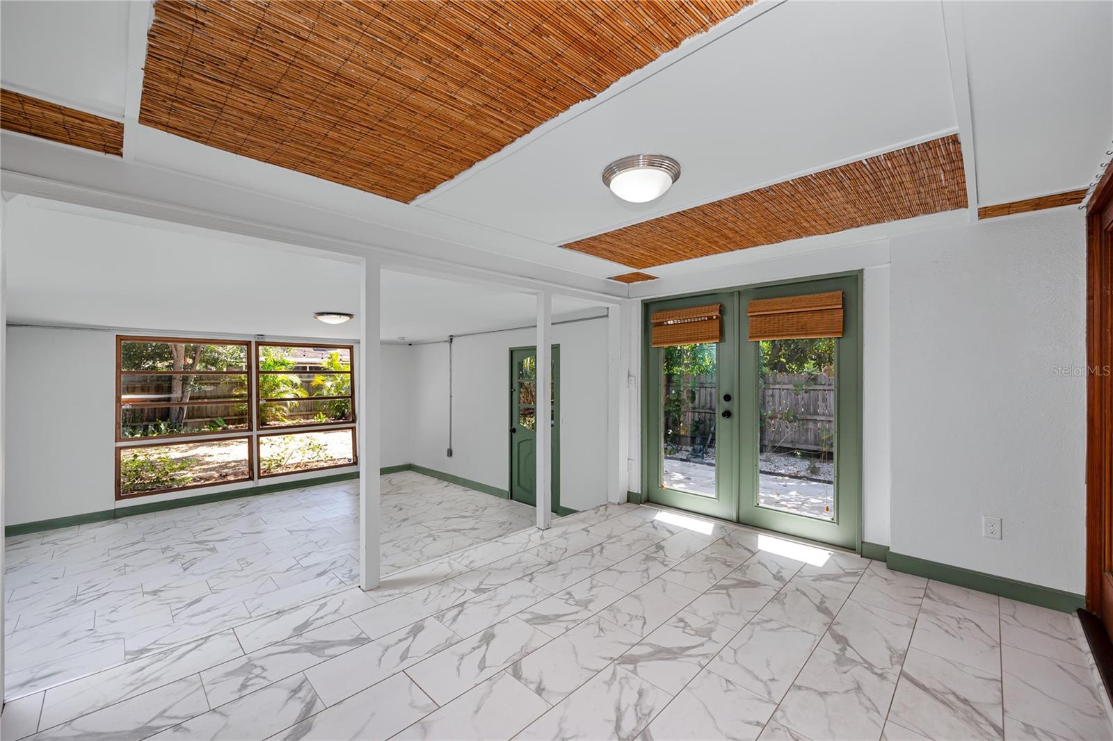 630 JASMINE WAY S, ST PETERSBURG, FL, 33705