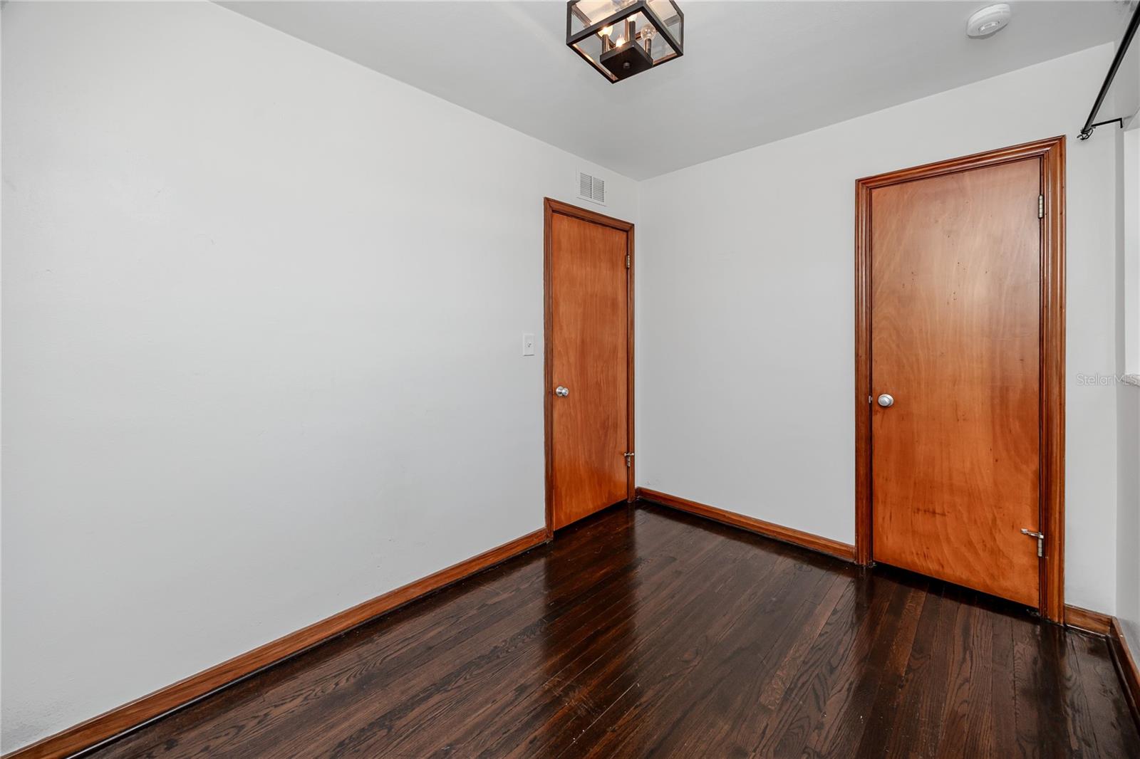 630 JASMINE WAY S, ST PETERSBURG, FL, 33705