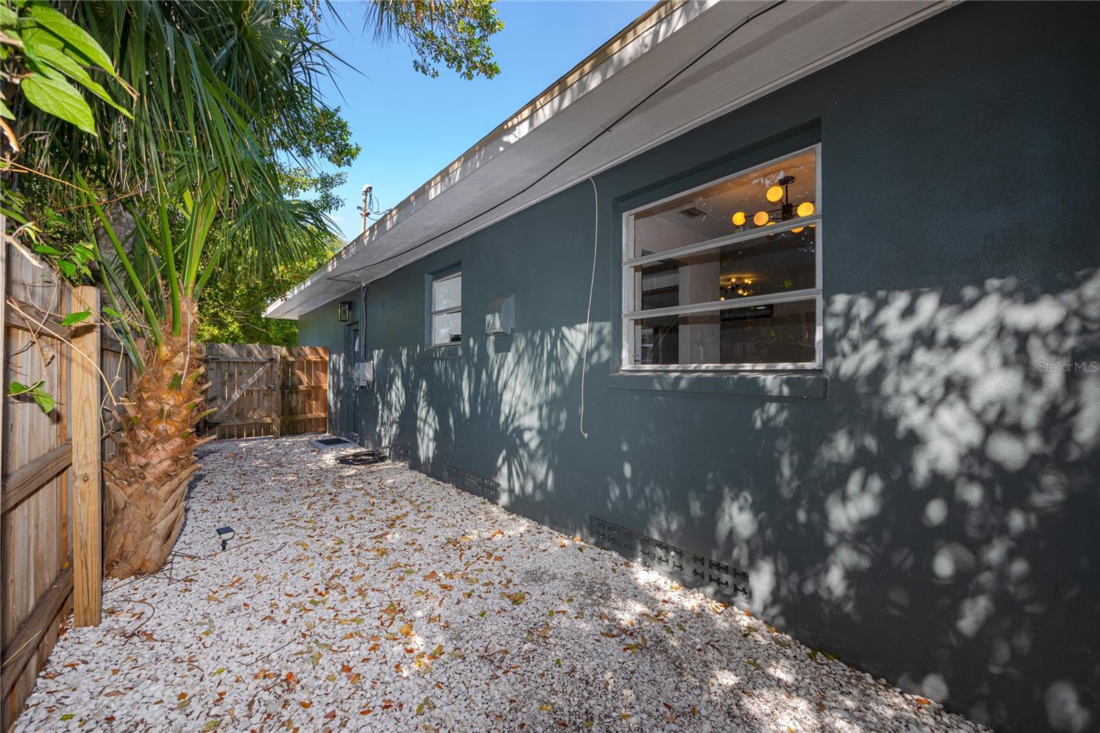 630 JASMINE WAY S, ST PETERSBURG, FL, 33705