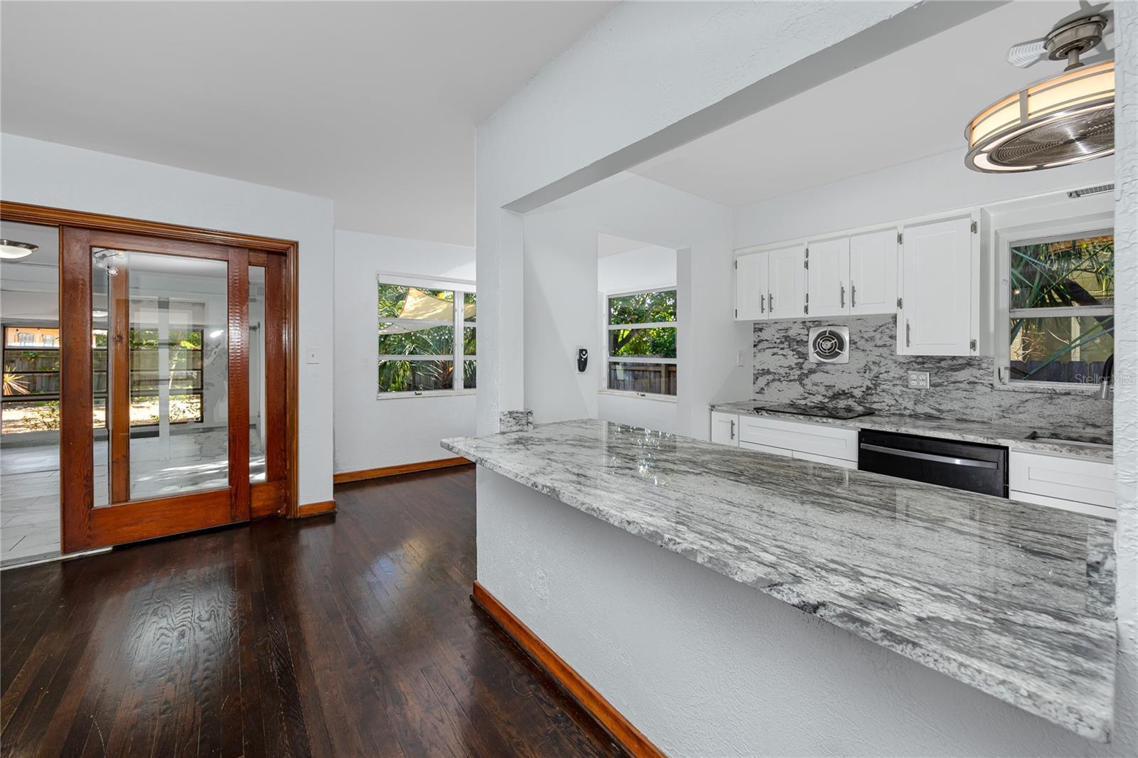 630 JASMINE WAY S, ST PETERSBURG, FL, 33705