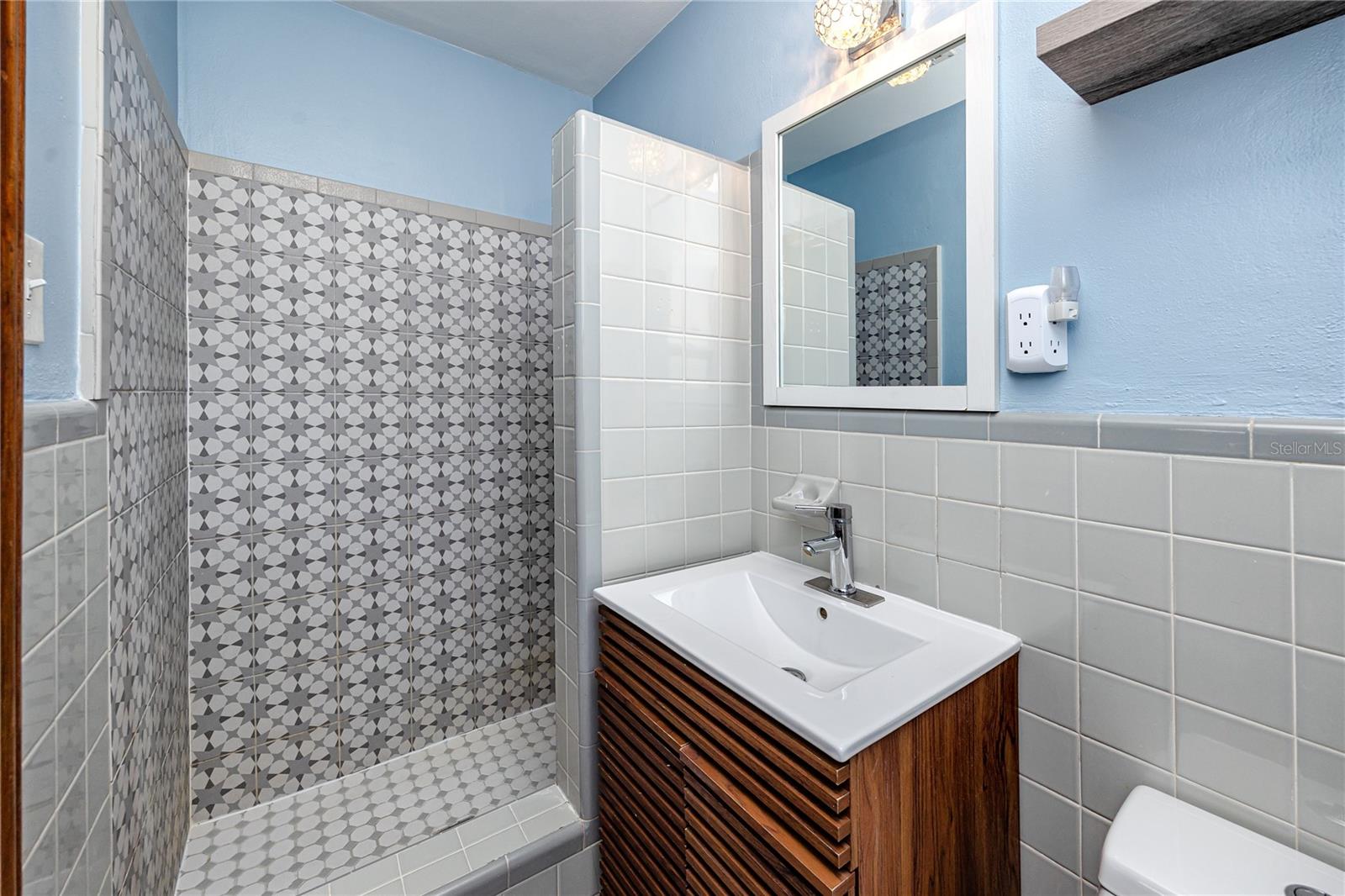 630 JASMINE WAY S, ST PETERSBURG, FL, 33705