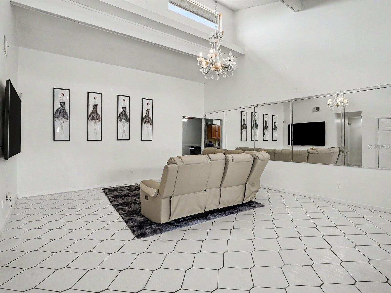 151 TULPAN DR, KISSIMMEE, FL, 34743