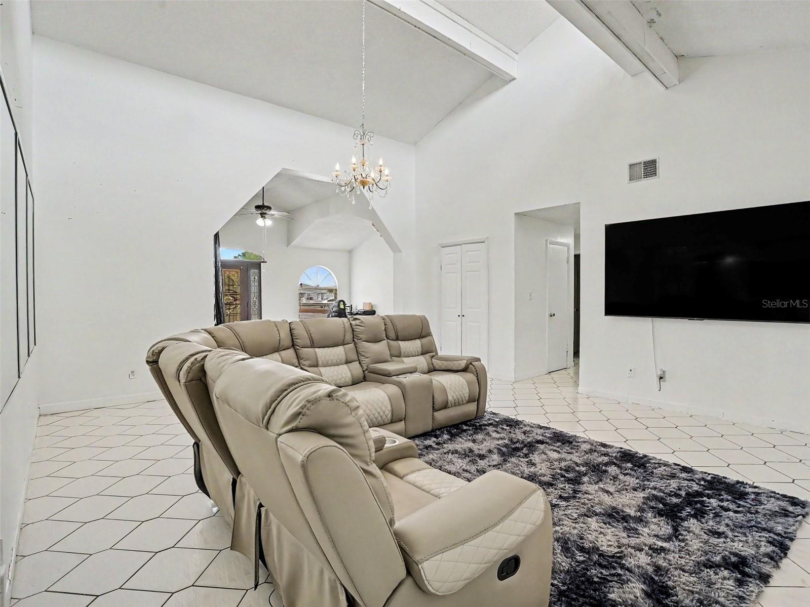 151 TULPAN DR, KISSIMMEE, FL, 34743