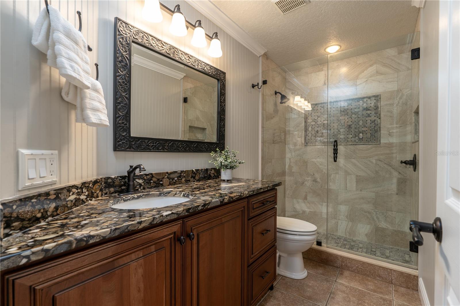 3829 SPRUCE PINE DR, VALRICO, FL, 33596