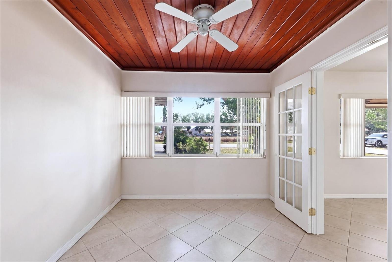 6014 BORDER LN, SARASOTA, FL, 34231