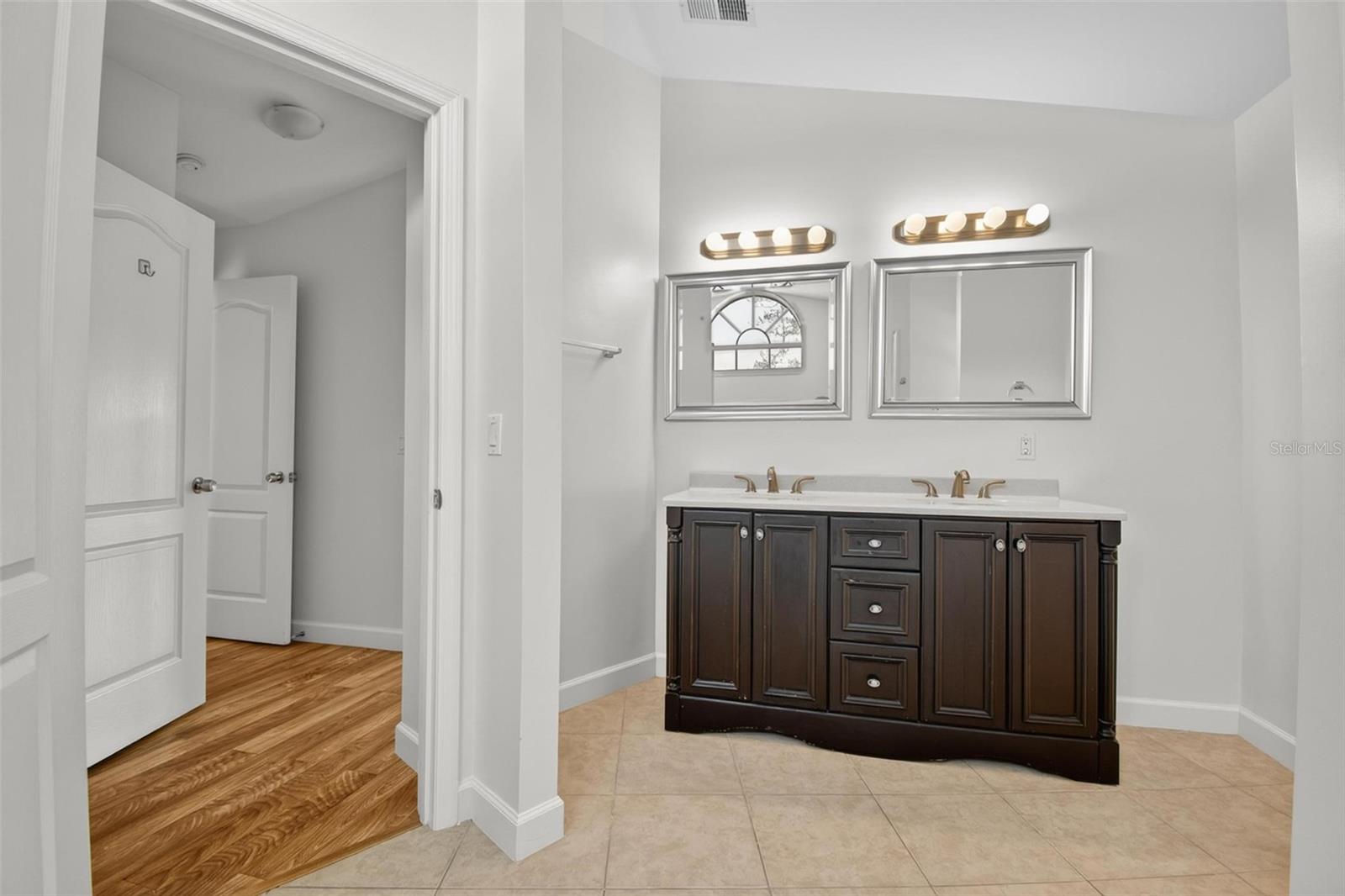 231 WELLINGTON DR, PALM COAST, FL, 32164