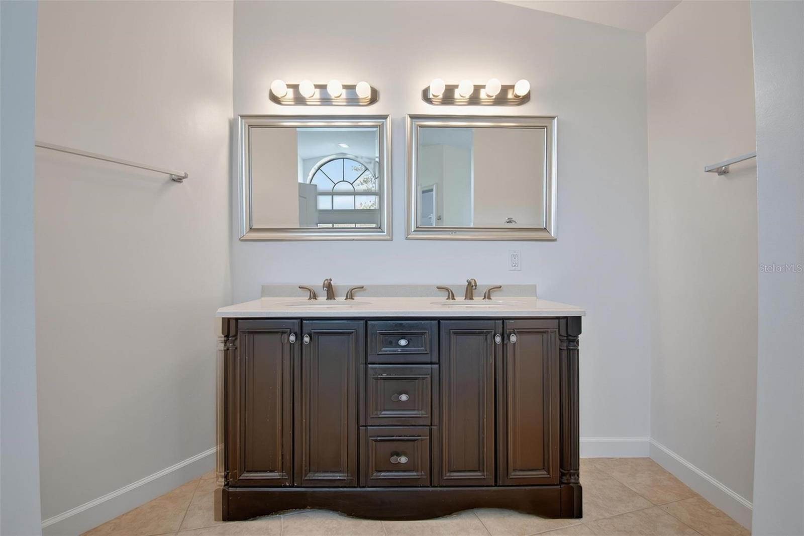 231 WELLINGTON DR, PALM COAST, FL, 32164