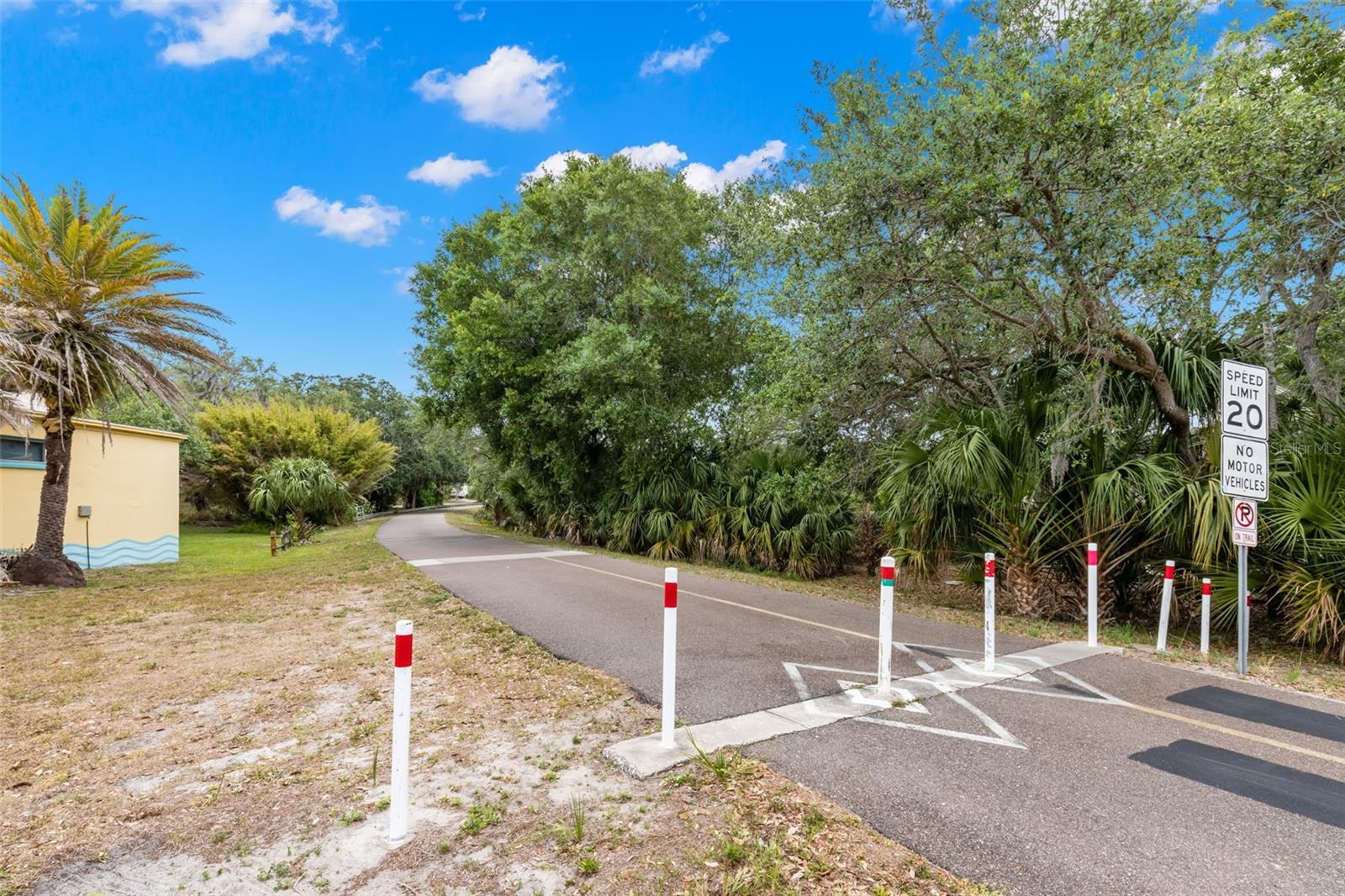 422 KENTUCKY AVE, CRYSTAL BEACH, FL, 34681