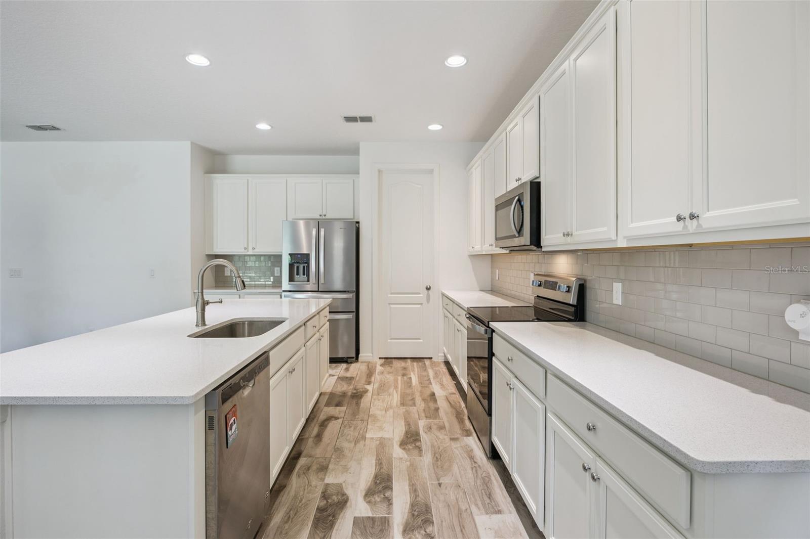 17660 PASSIONFLOWER CIR, CLERMONT, FL, 34714