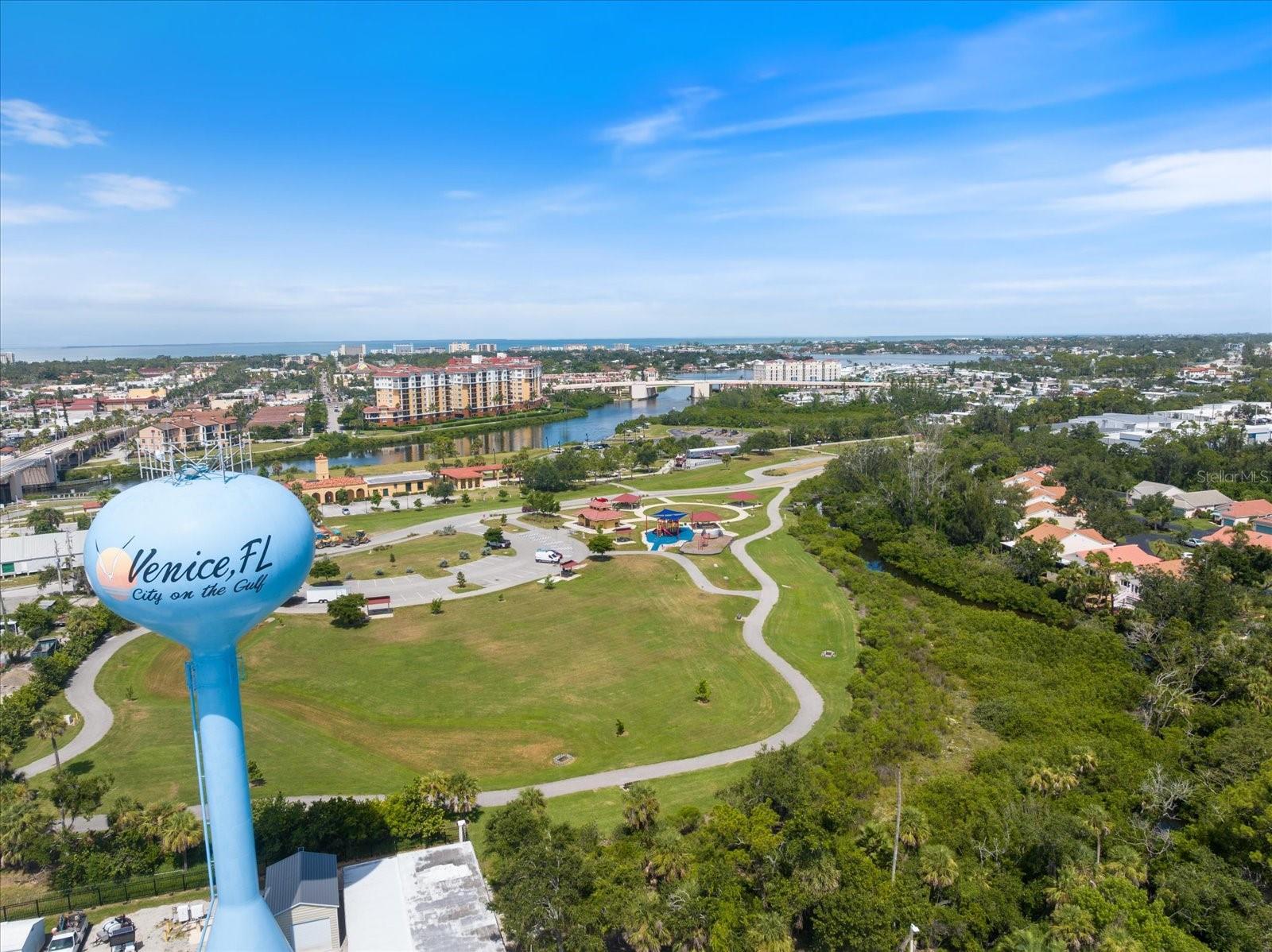 801 MONTROSE DR #202, VENICE, FL, 34293