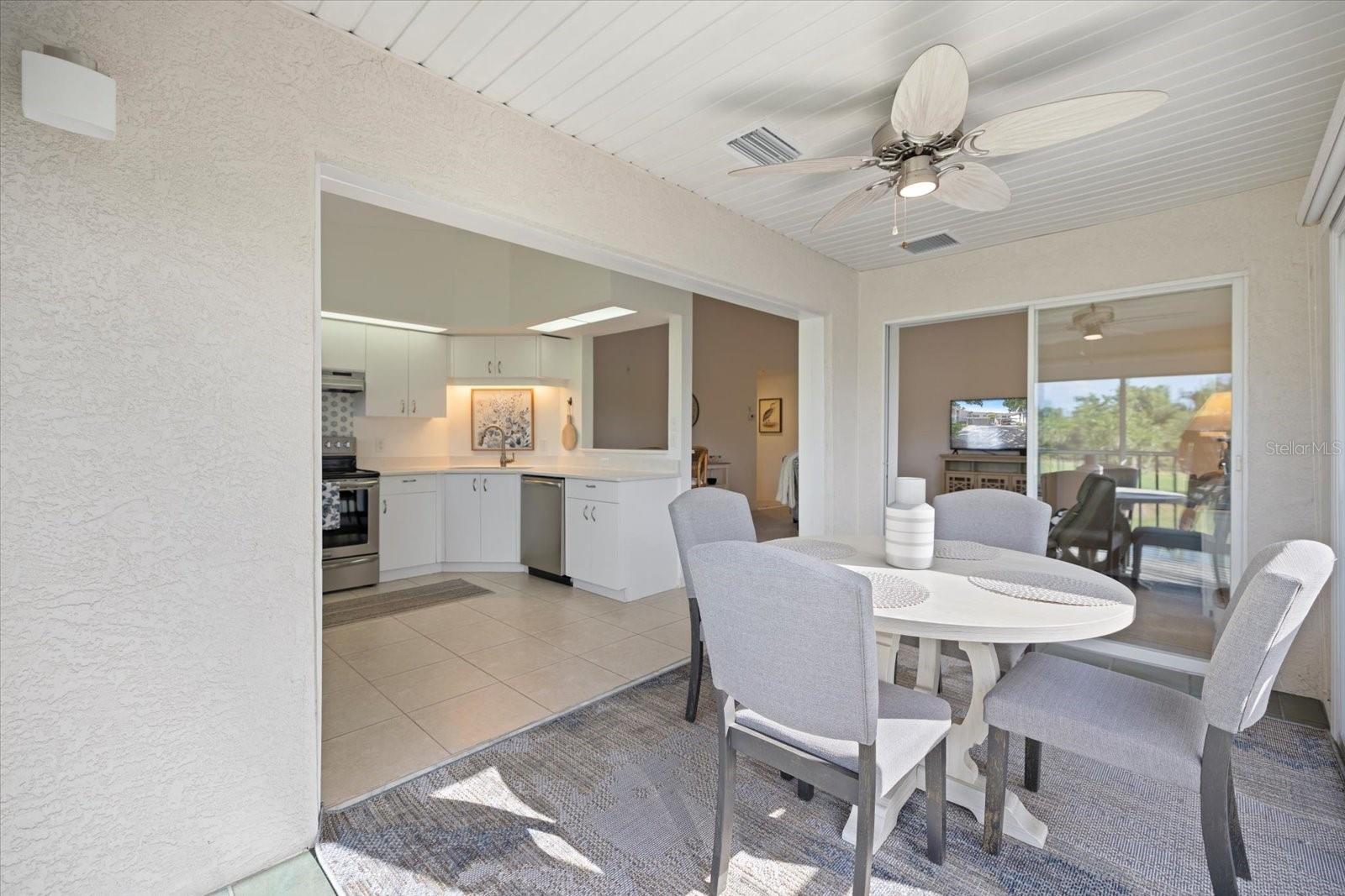 801 MONTROSE DR #202, VENICE, FL, 34293