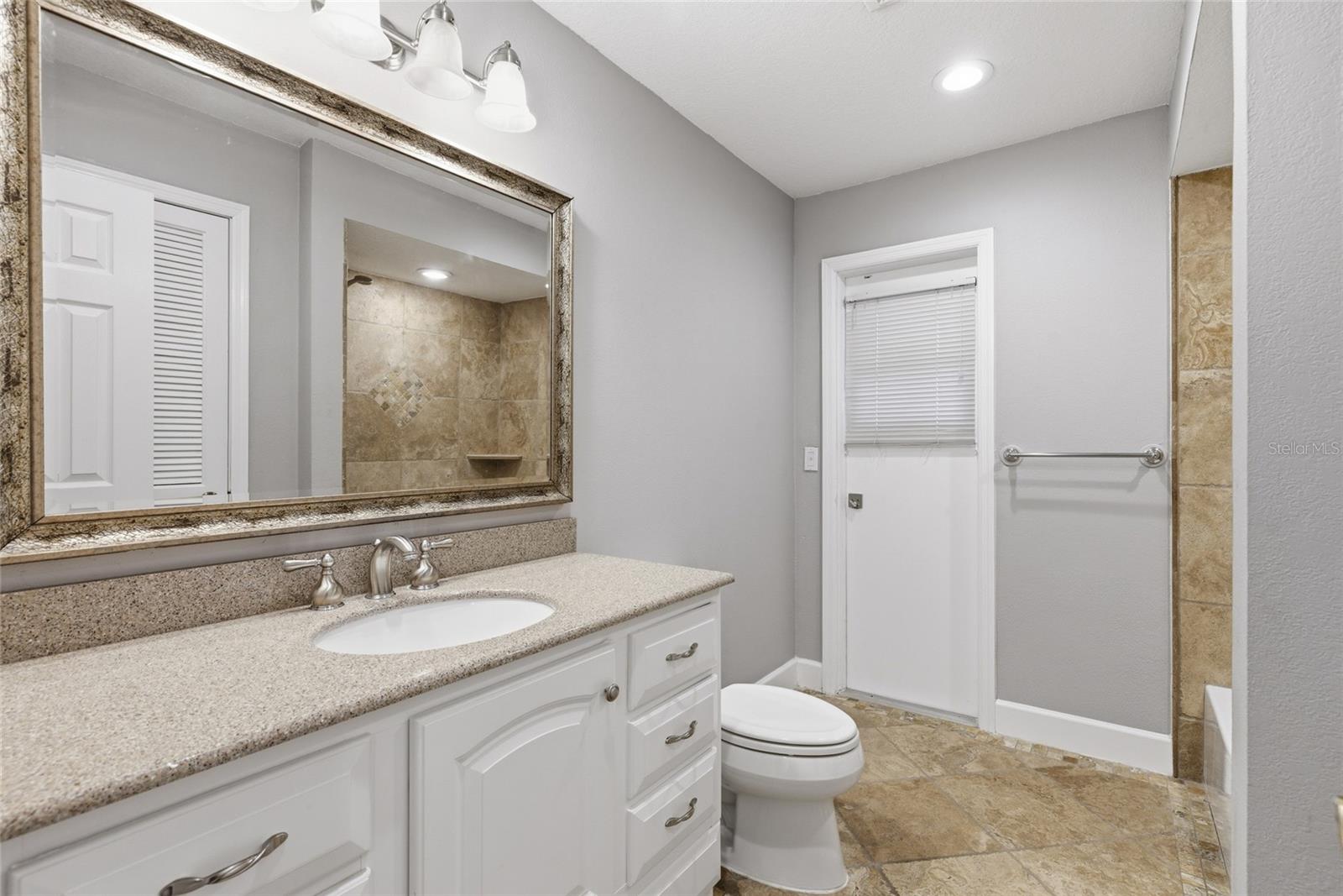 330 HAYES RD, WINTER SPRINGS, FL, 32708