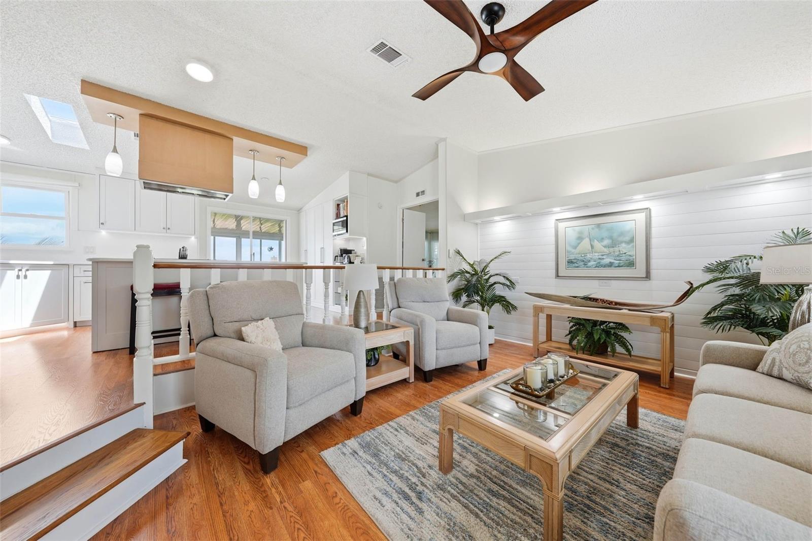 119 LAKE SHORE CIR, LEESBURG, FL, 34788