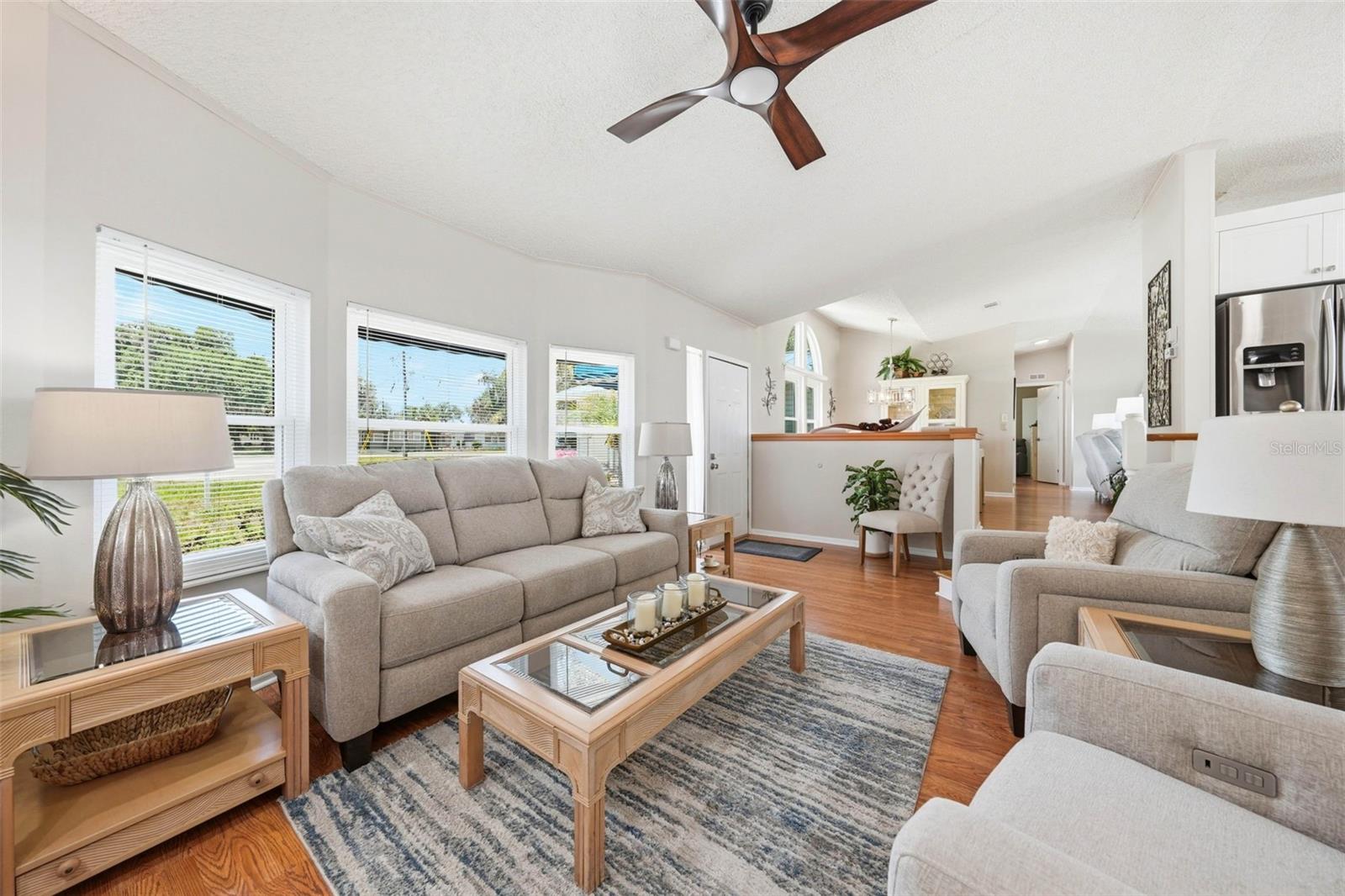 119 LAKE SHORE CIR, LEESBURG, FL, 34788