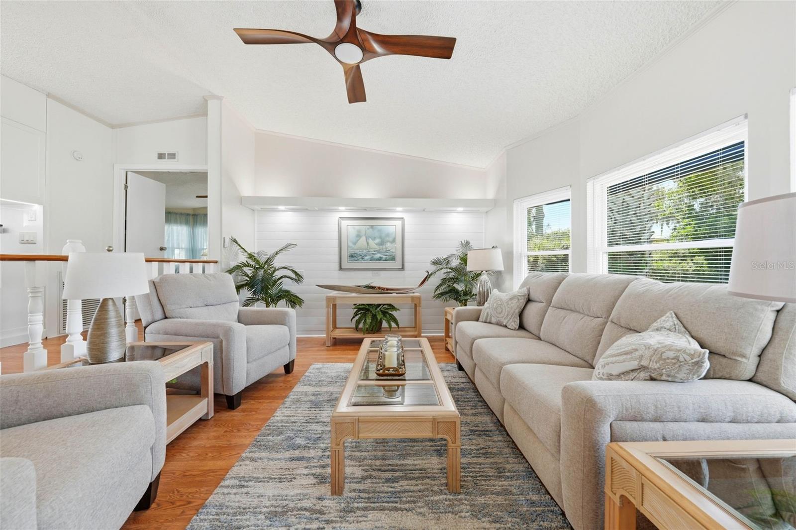 119 LAKE SHORE CIR, LEESBURG, FL, 34788