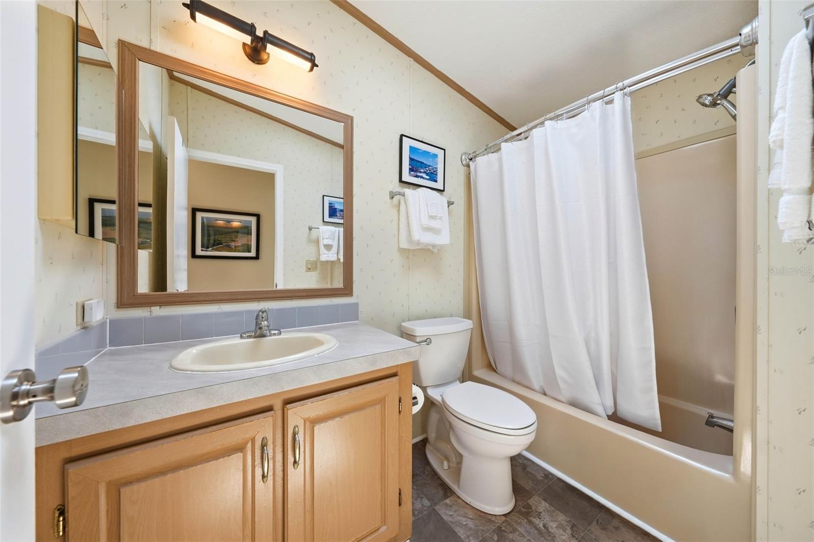 119 LAKE SHORE CIR, LEESBURG, FL, 34788
