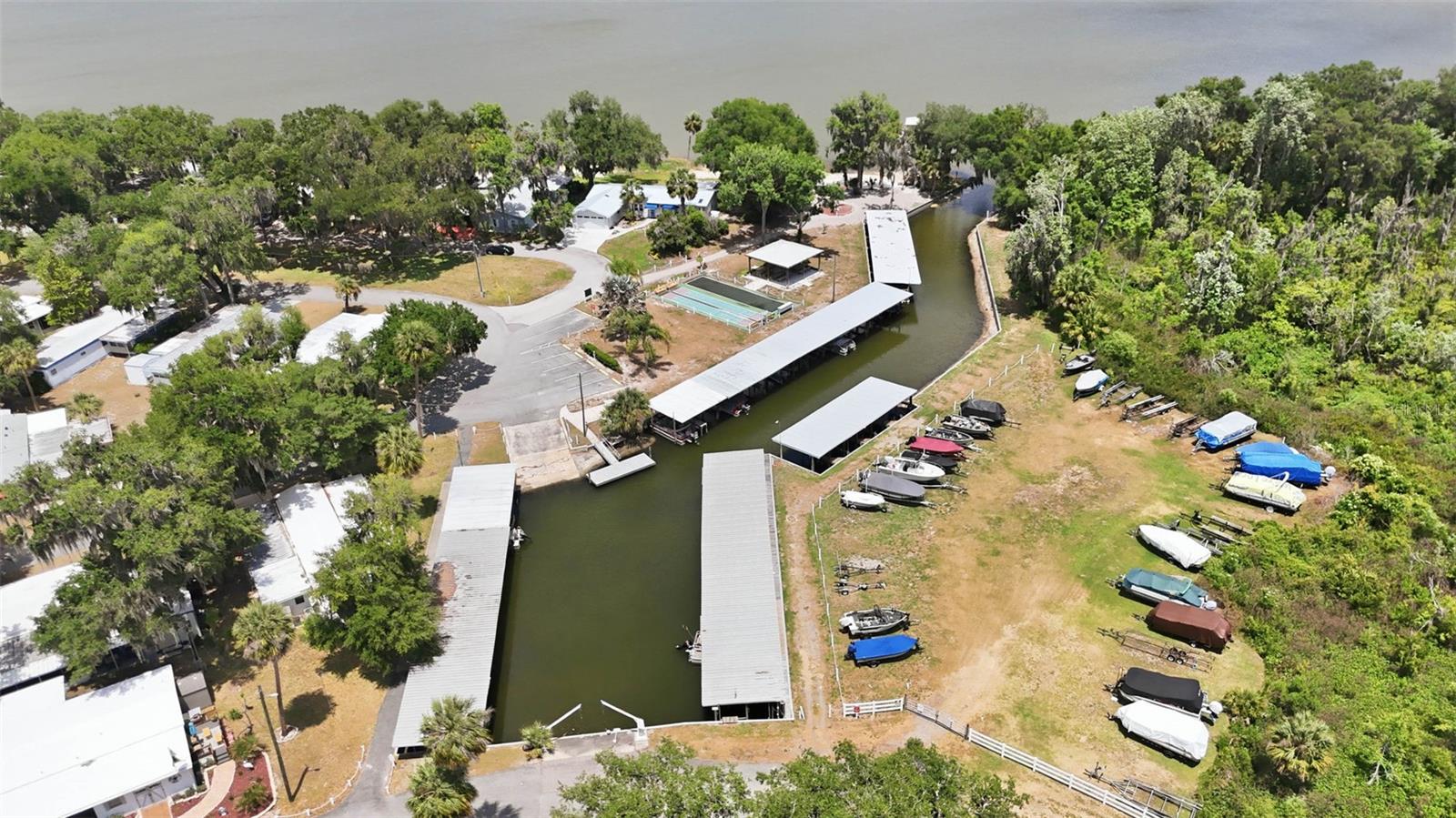 119 LAKE SHORE CIR, LEESBURG, FL, 34788