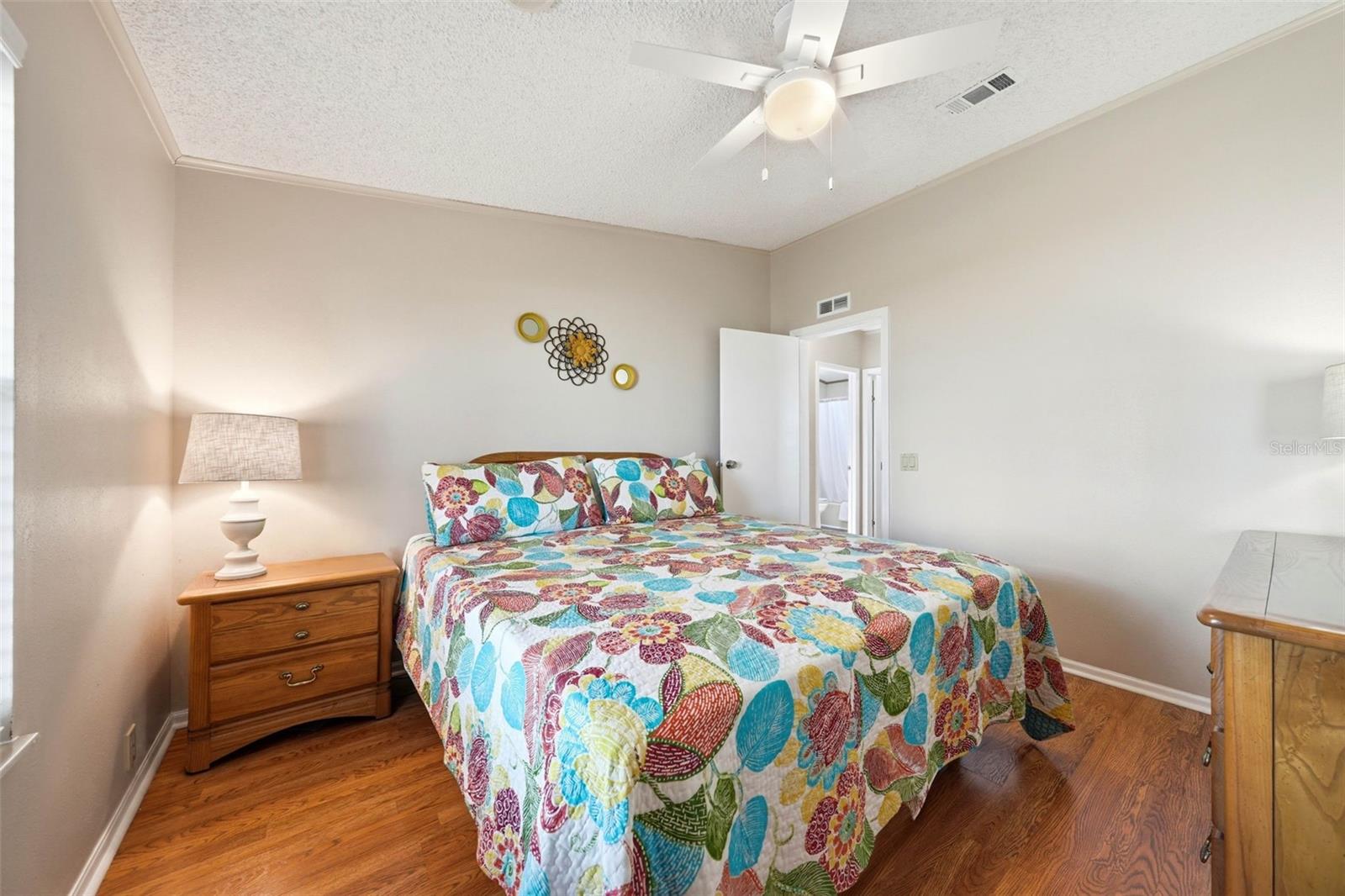 119 LAKE SHORE CIR, LEESBURG, FL, 34788