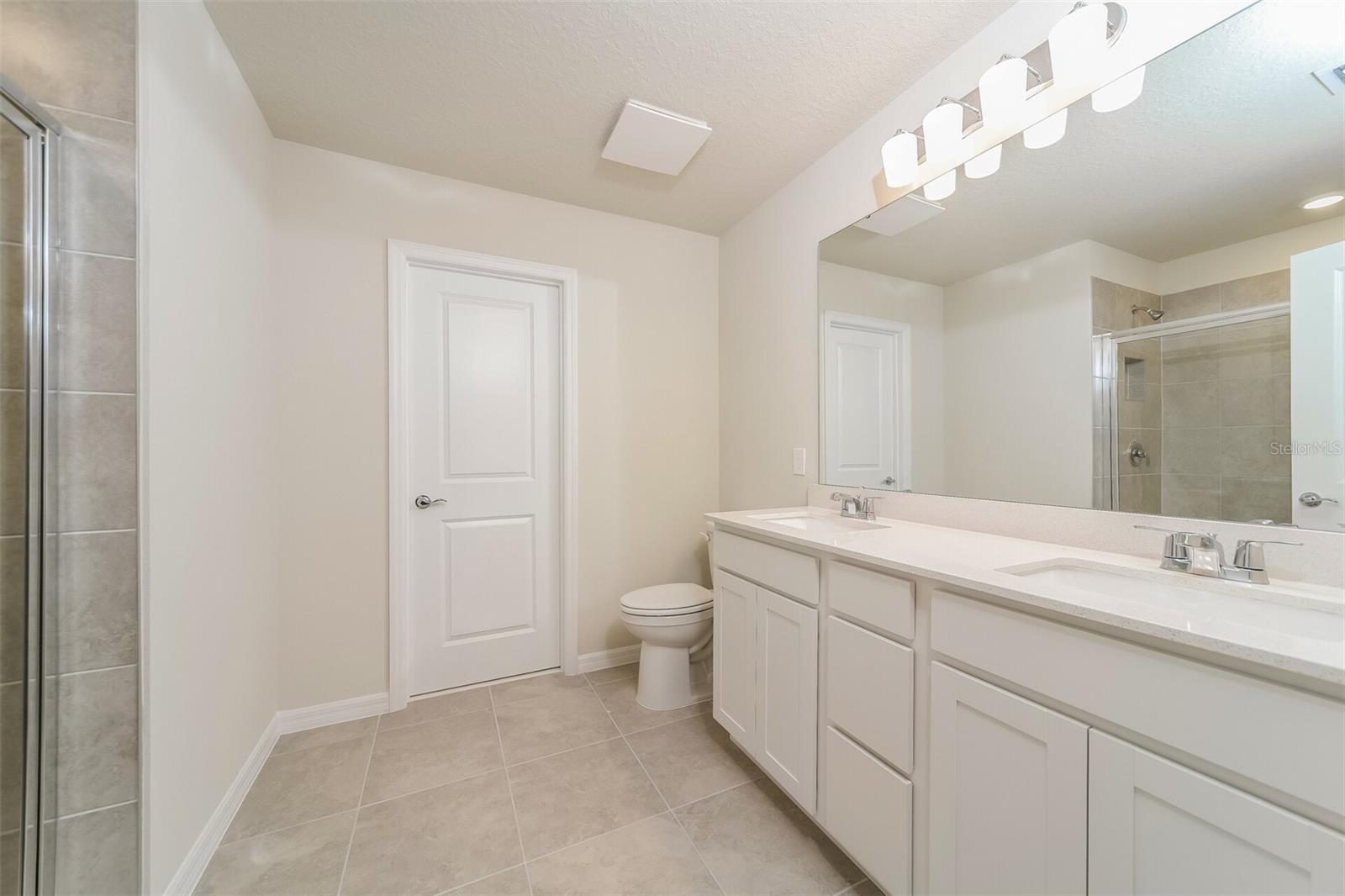 3273 ELLSWORTH AVE, DAVENPORT, FL, 33837