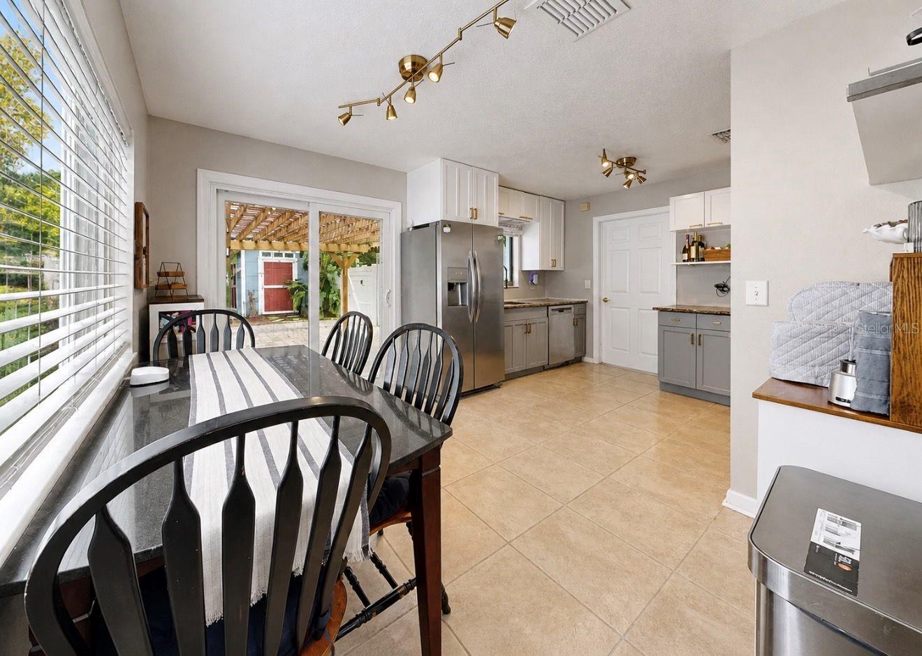 10331 SUMMERVIEW CIR, RIVERVIEW, FL, 33578