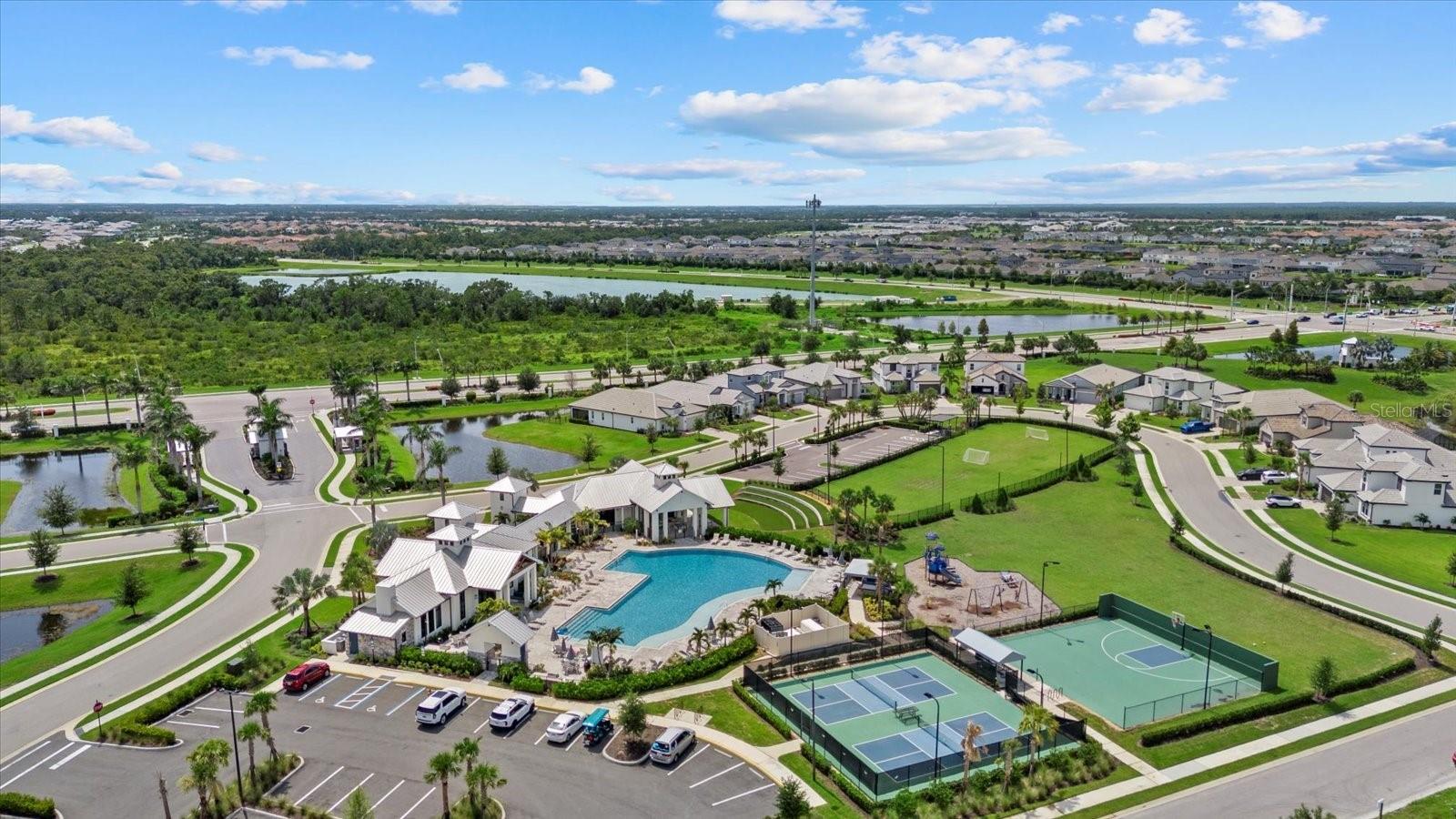 4618 SWEET RETREAT RUN, LAKEWOOD RANCH, FL, 34211