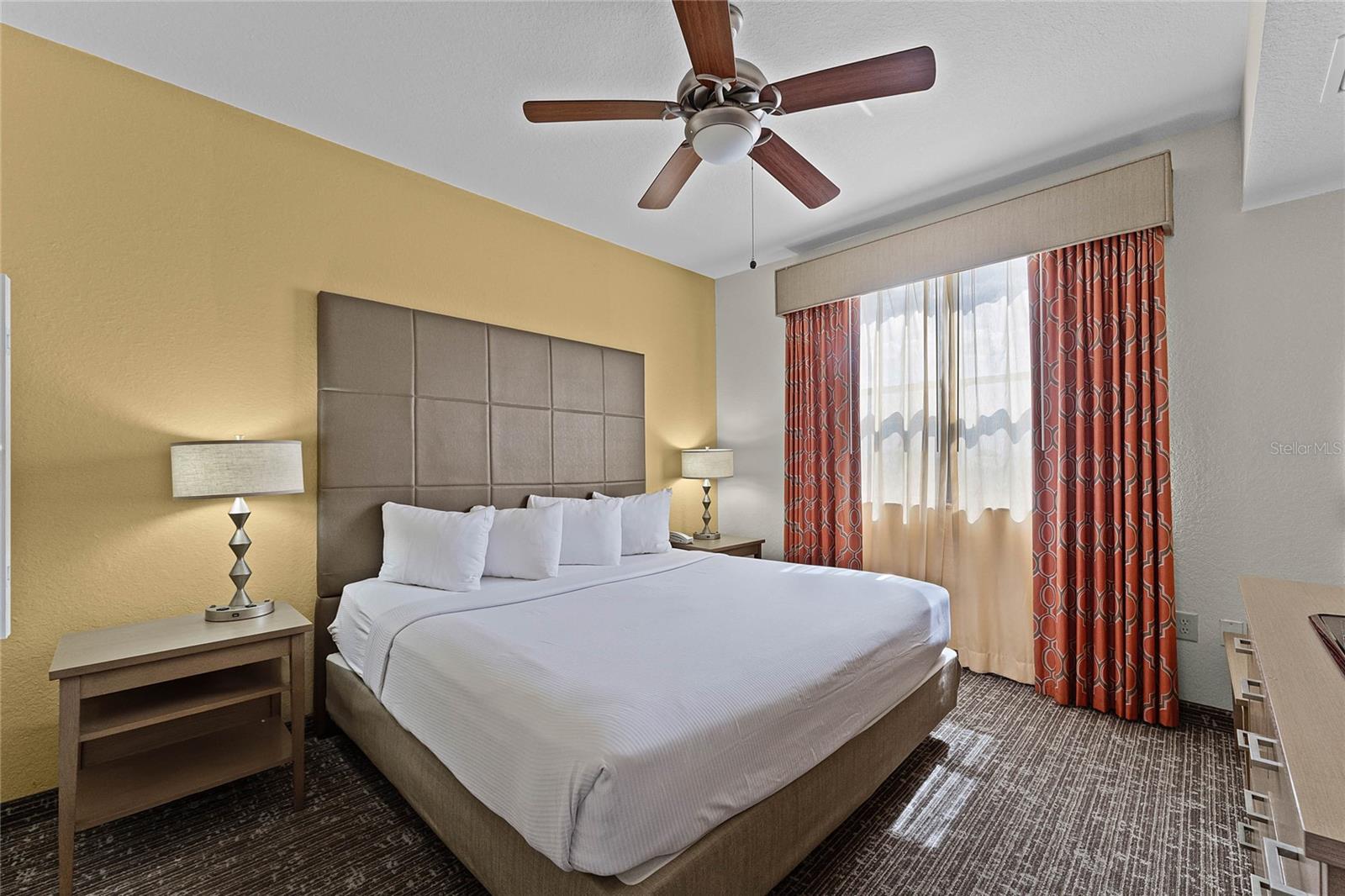12544 FLORIDAYS RESORT DR #506-B, ORLANDO, FL, 32821