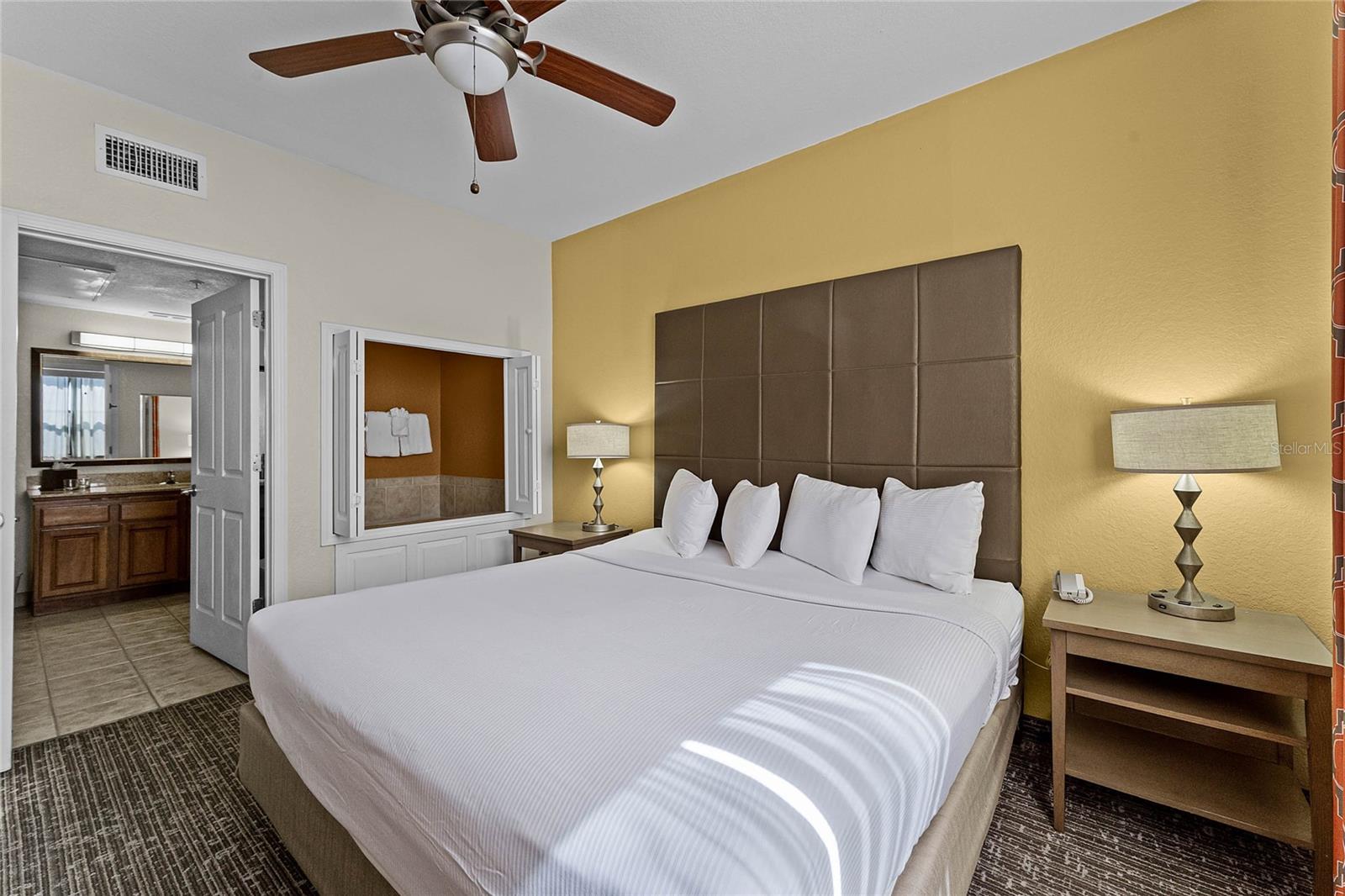 12544 FLORIDAYS RESORT DR #506-B, ORLANDO, FL, 32821
