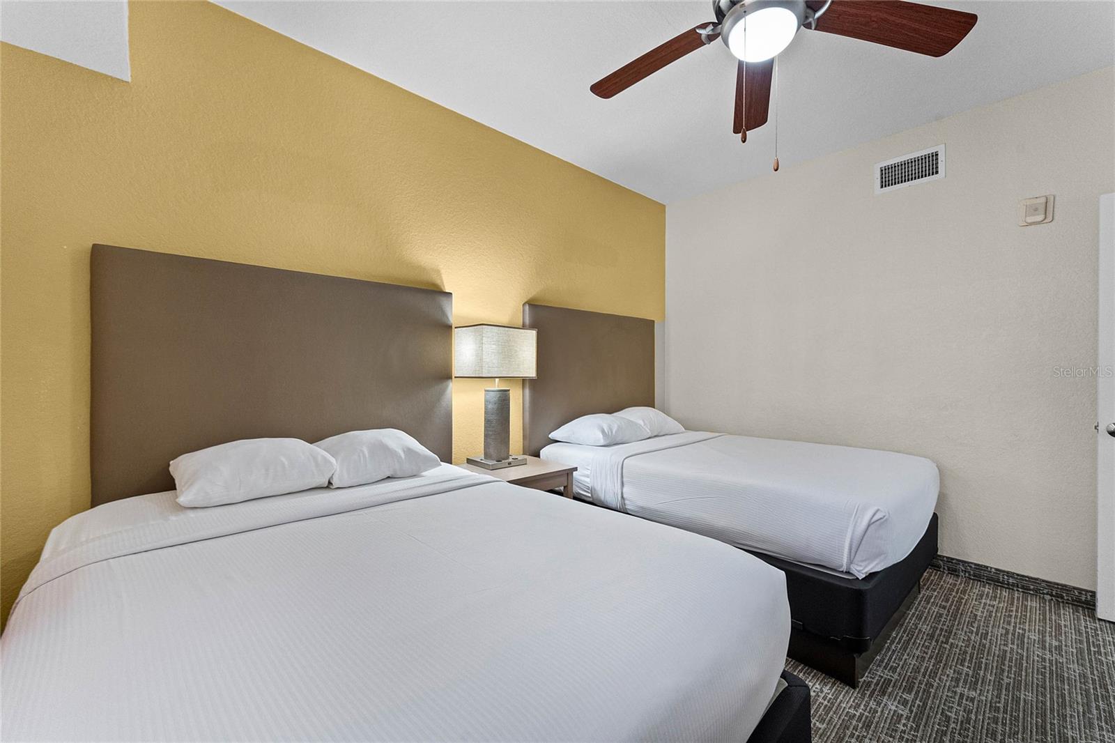12544 FLORIDAYS RESORT DR #506-B, ORLANDO, FL, 32821