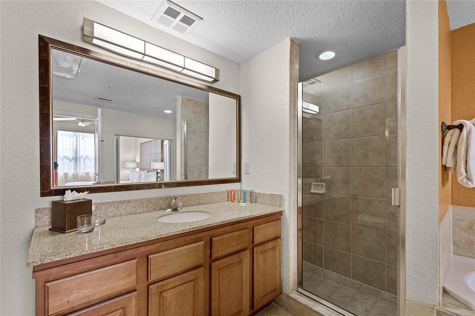 12544 FLORIDAYS RESORT DR #506-B, ORLANDO, FL, 32821