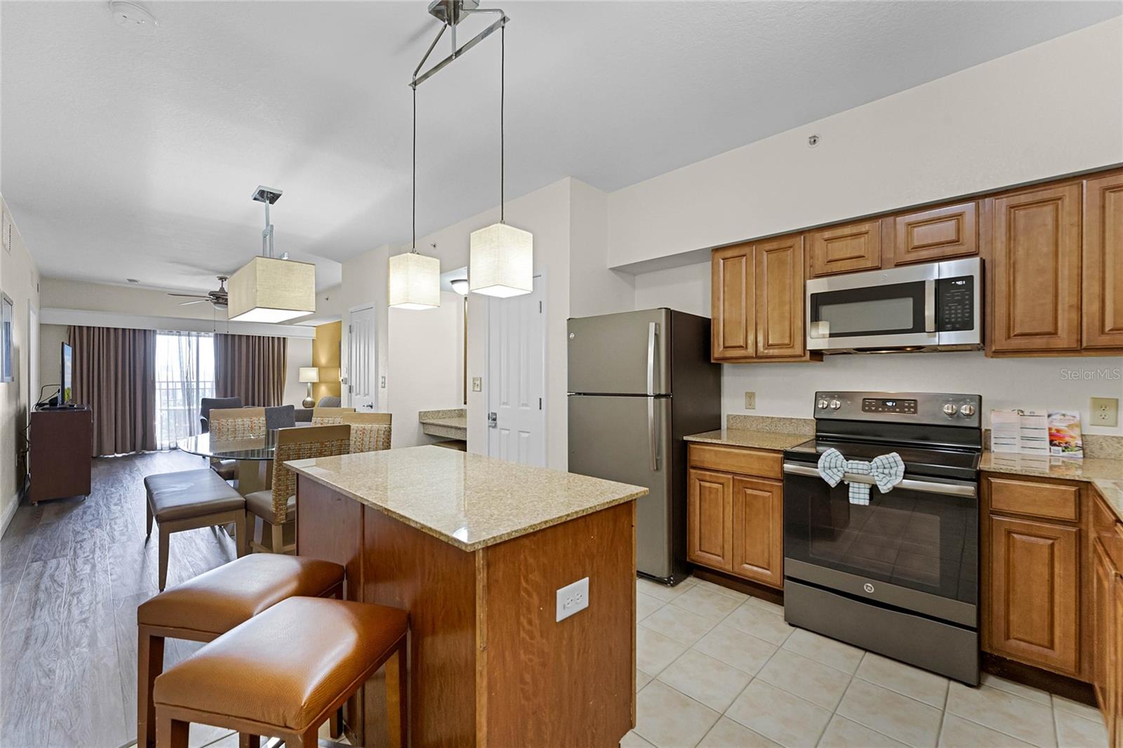 12544 FLORIDAYS RESORT DR #506-B, ORLANDO, FL, 32821