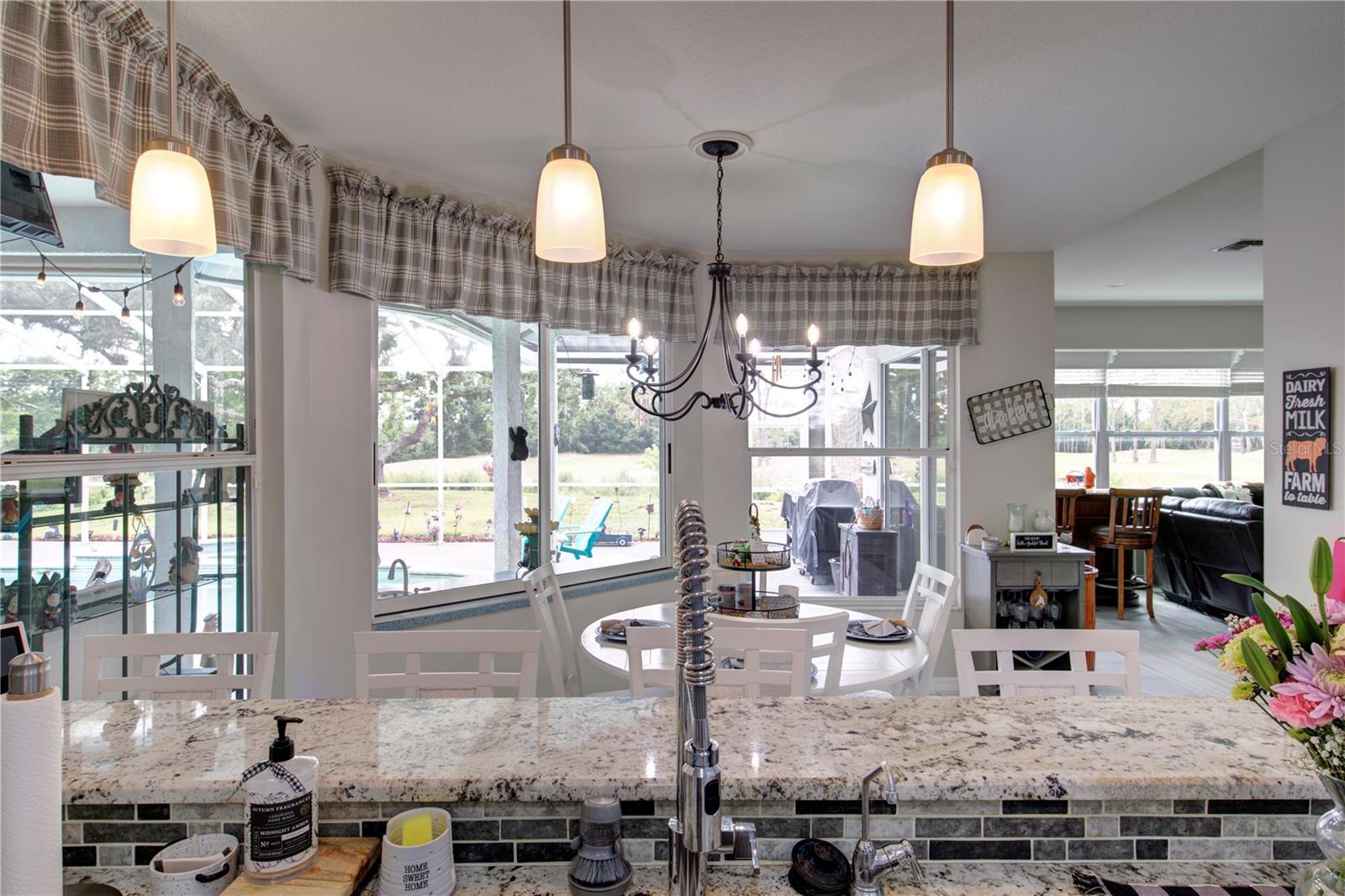 5725 WEDGEFIELD DR, ZEPHYRHILLS, FL, 33541