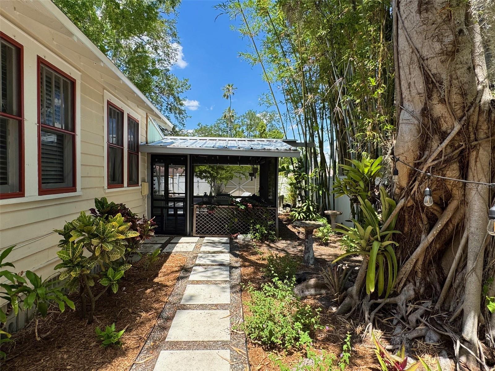 2210 14TH AVE W, BRADENTON, FL, 34205