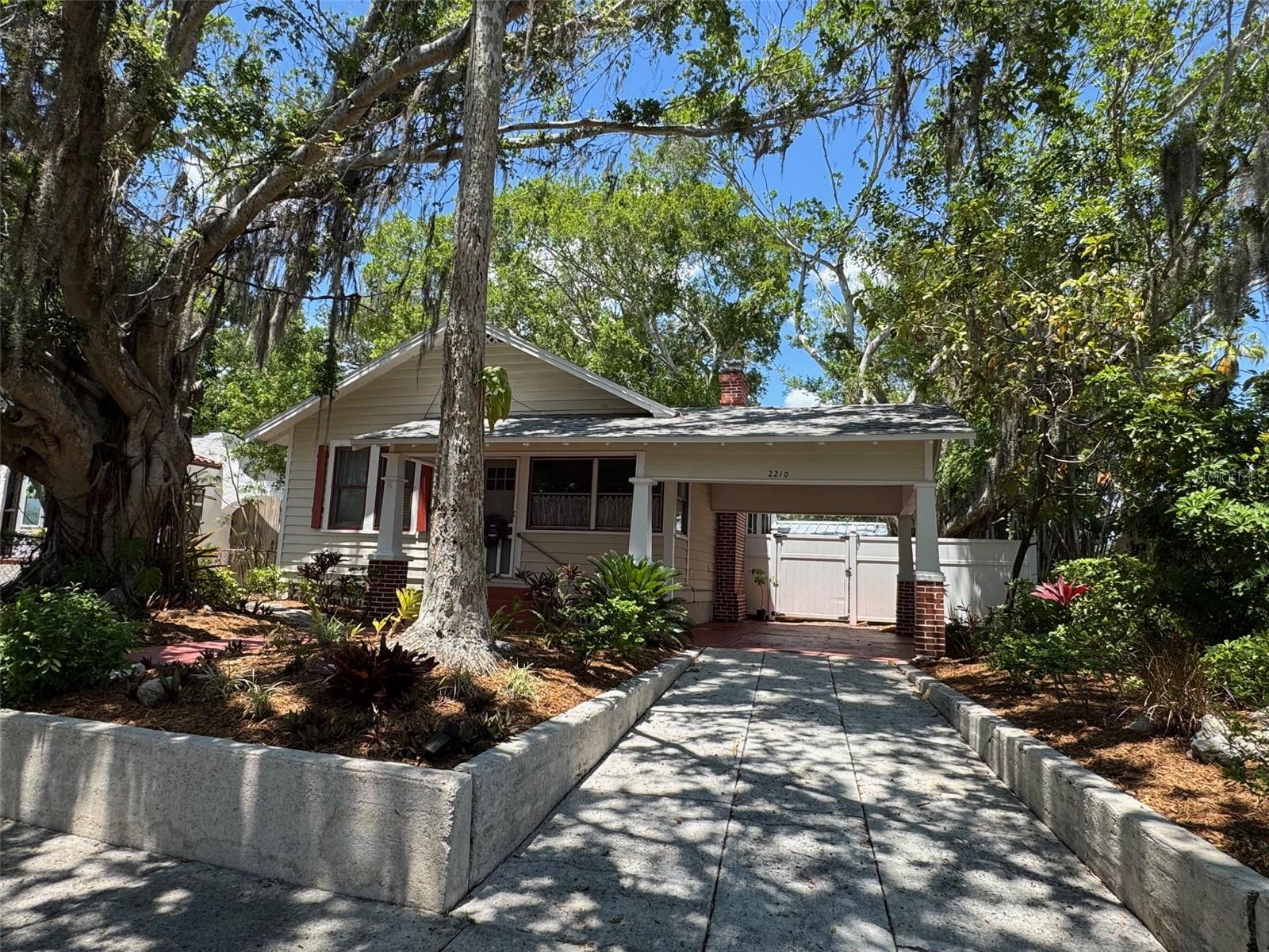 2210 14TH AVE W, BRADENTON, FL, 34205