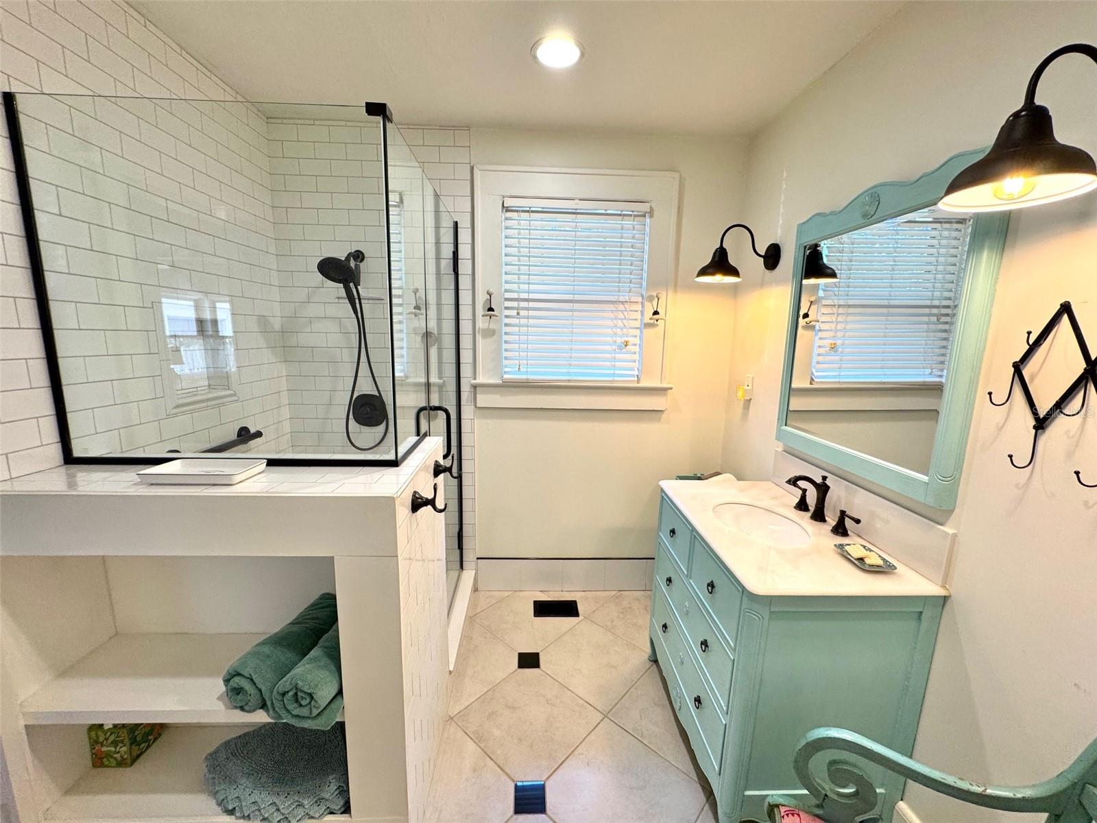 2210 14TH AVE W, BRADENTON, FL, 34205