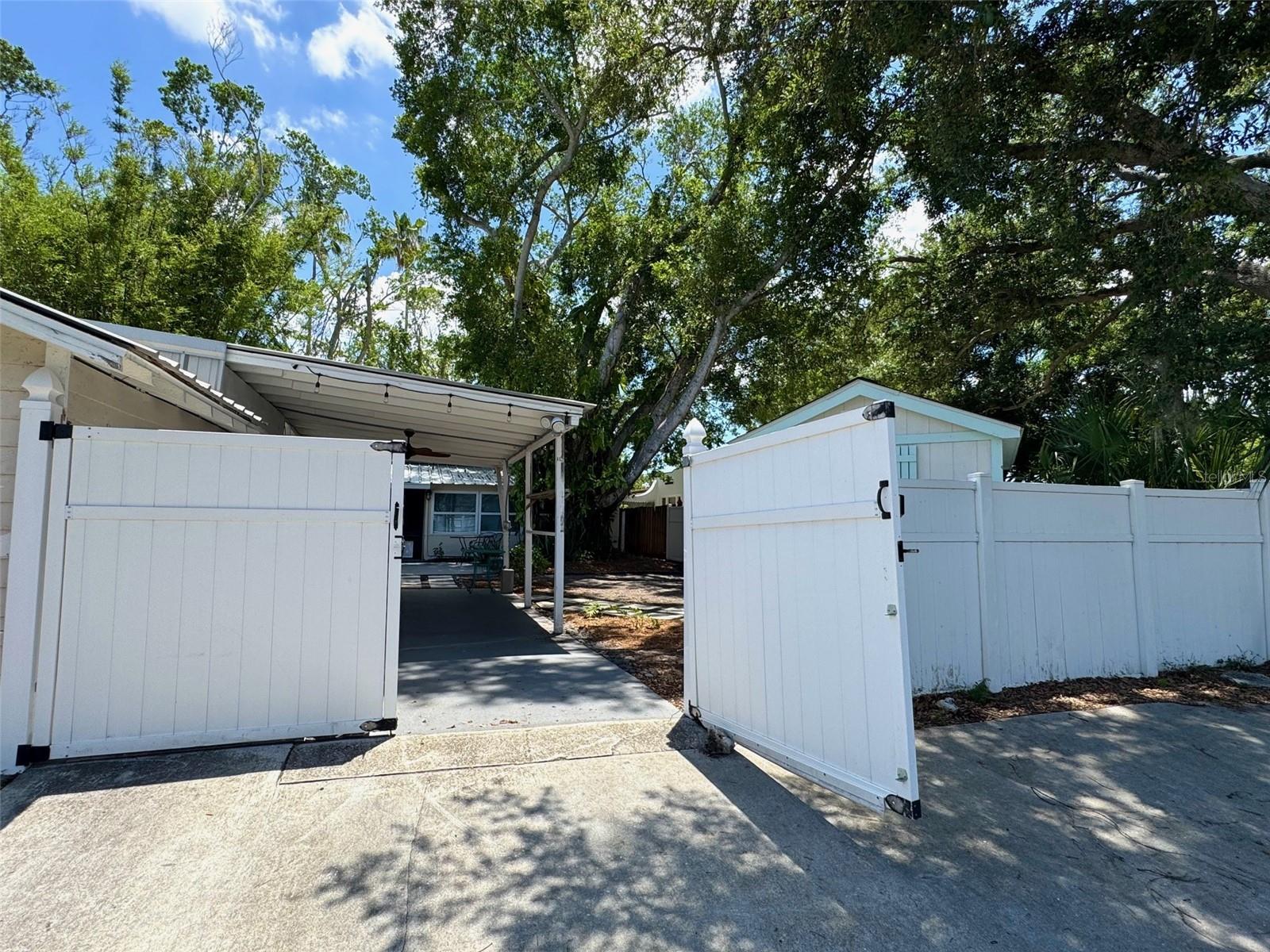 2210 14TH AVE W, BRADENTON, FL, 34205