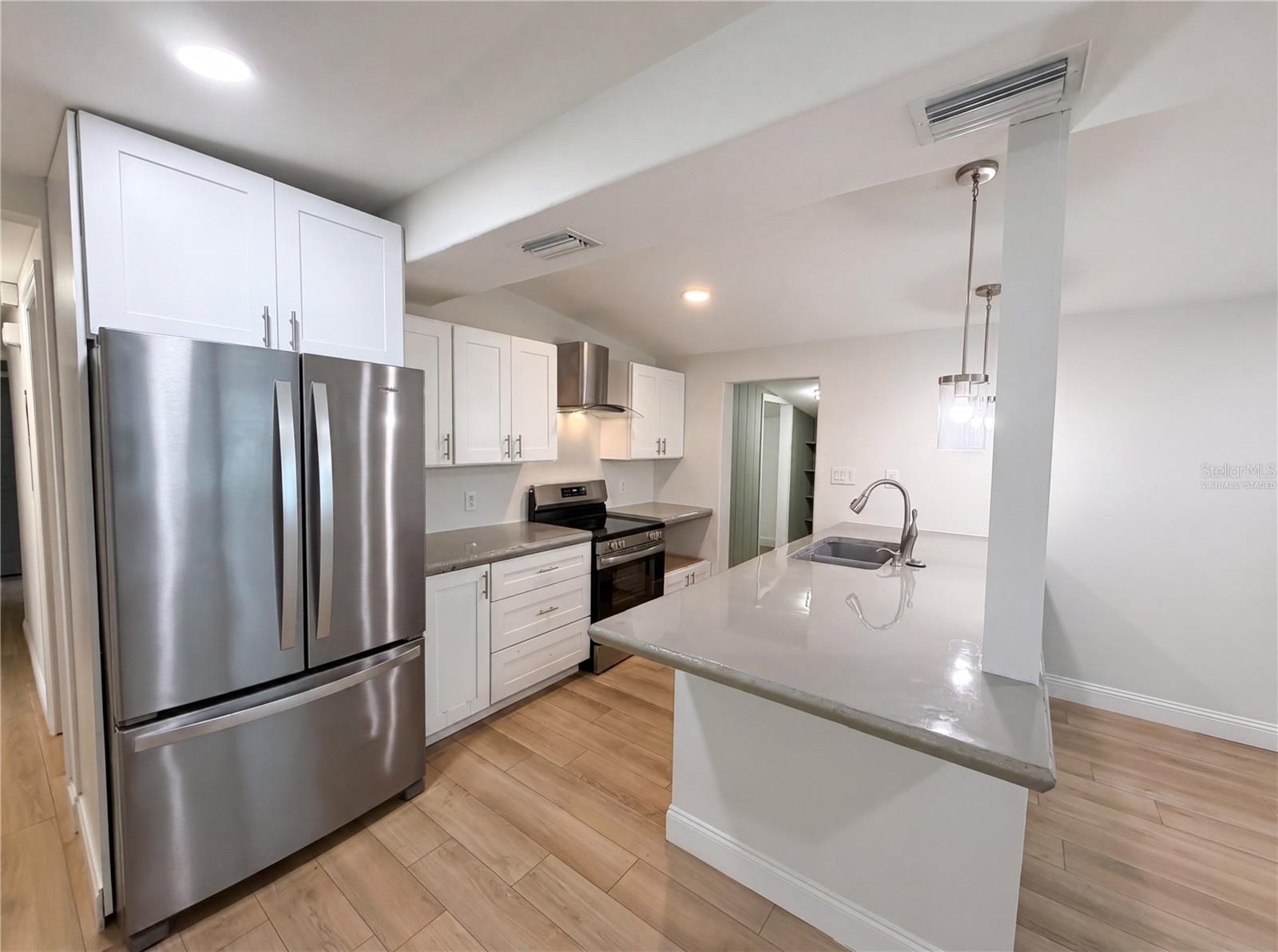 2905 E CHELSEA ST, TAMPA, FL, 33610